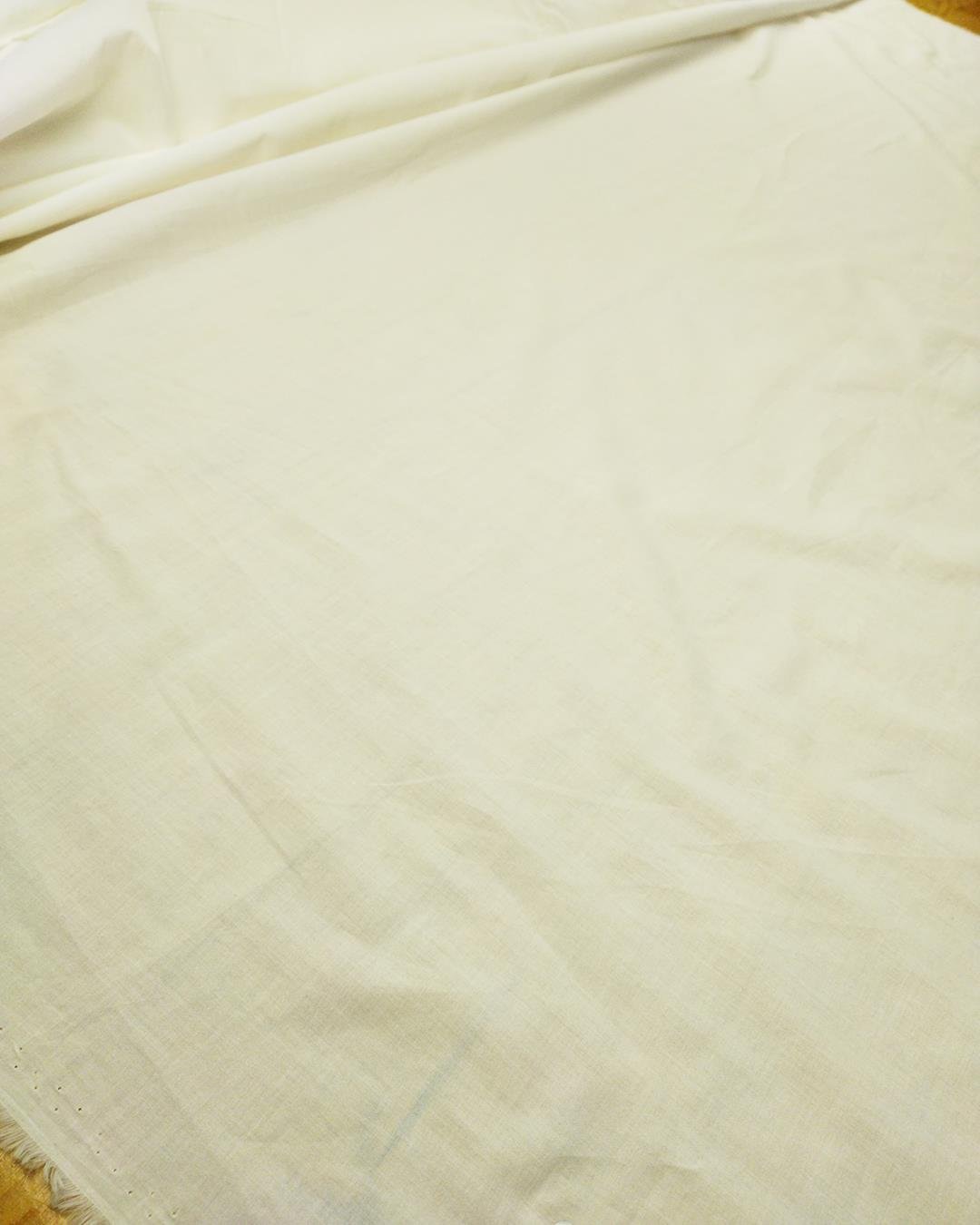 Viskon Vual Krem Ekru Arası Renkte (En 150 cm x Boy 215 cm)