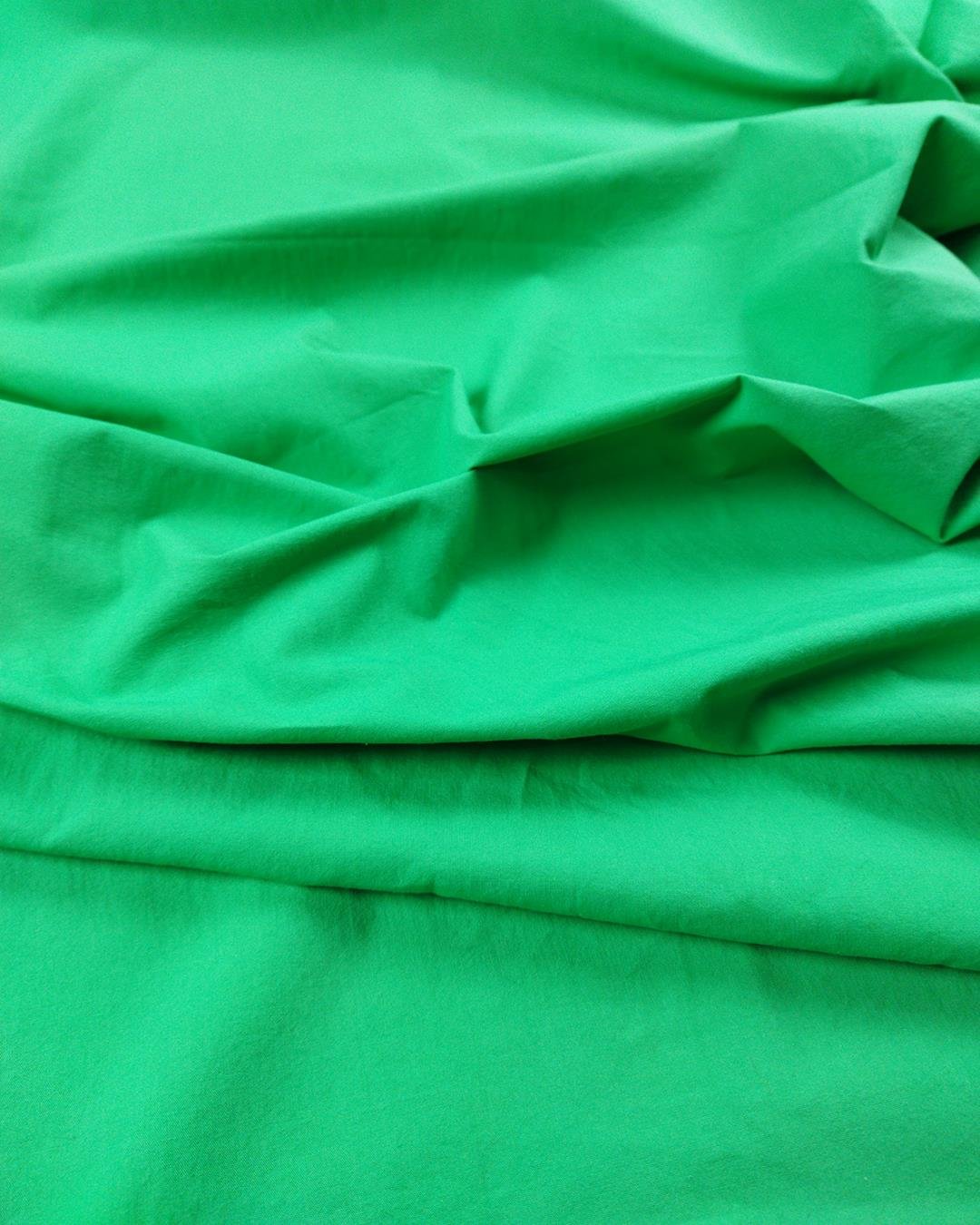 Yeşil Renkte Poplin Dokuma (En  150 cm x Boy  240 cm)