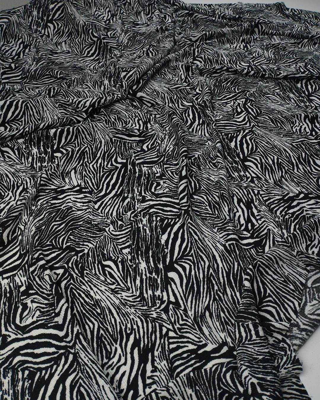 Zebra Desenli Bürümcüklü JarseEn: 160 cm