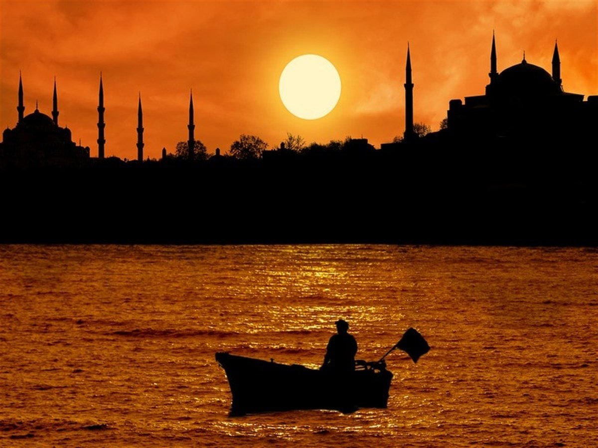 İstanbul'da Akşam Güneşi - Kanvas Tablo