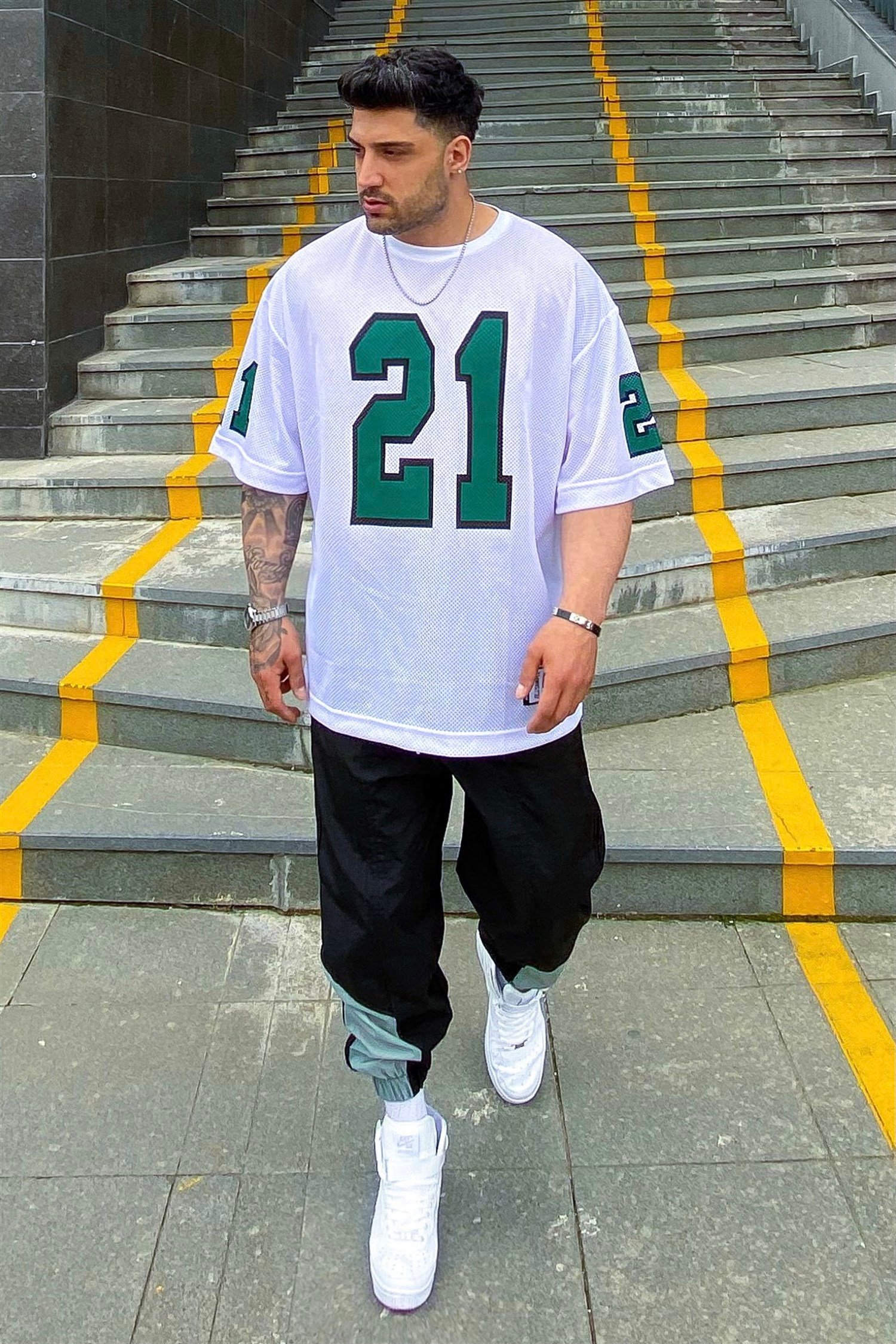 21 Süper oversize forma beyaz