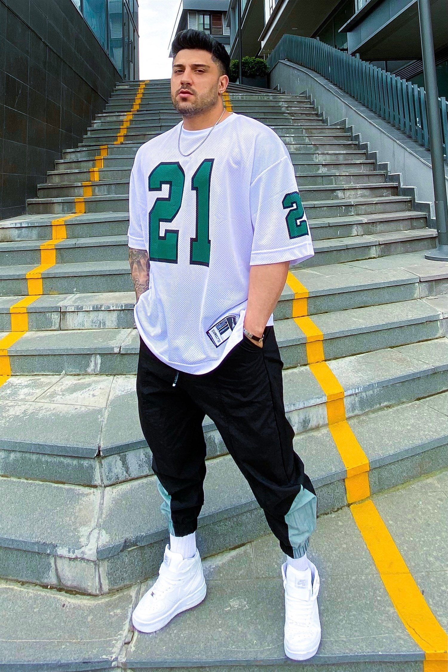 21 Süper oversize forma beyaz