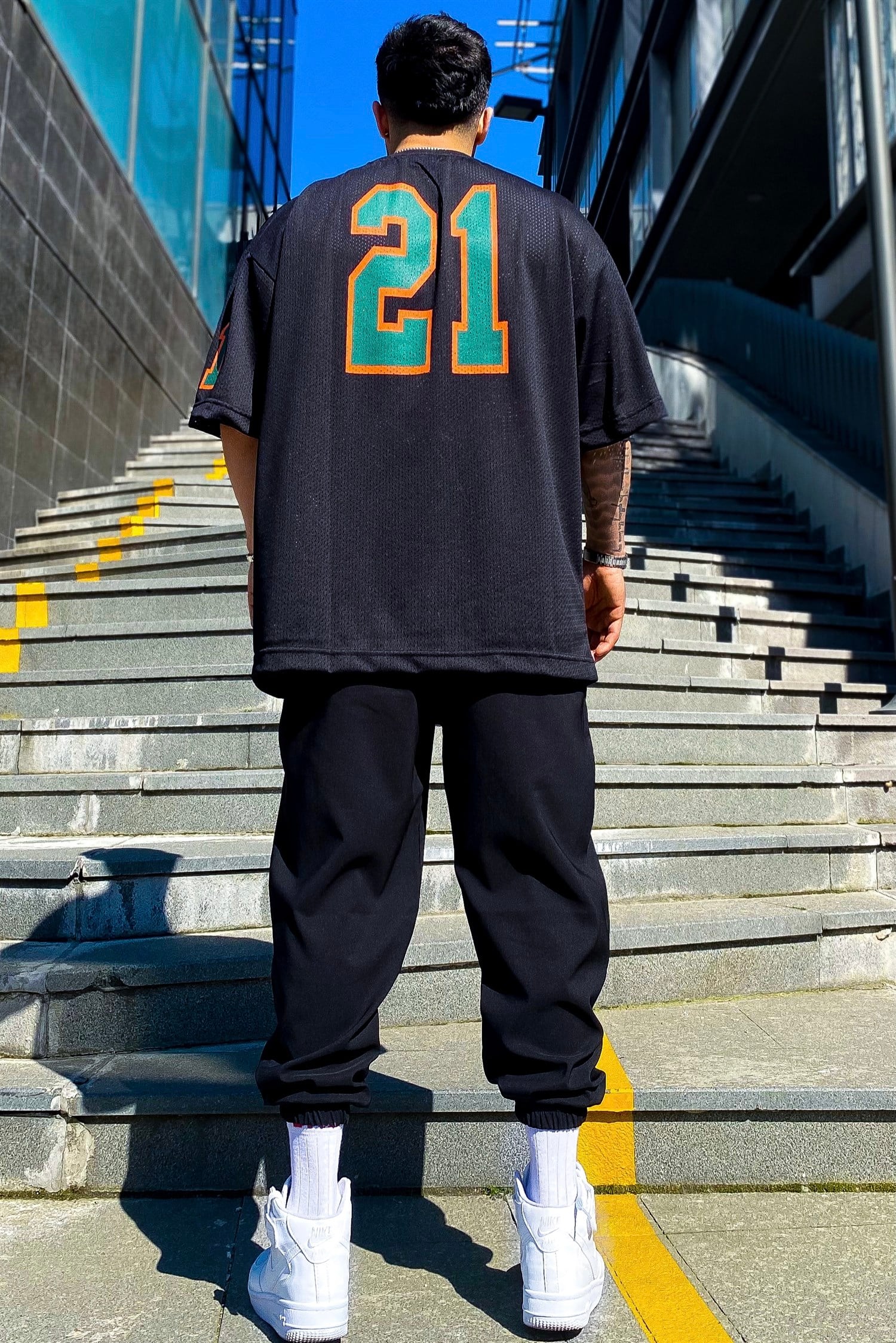 21 Süper oversize forma siyah