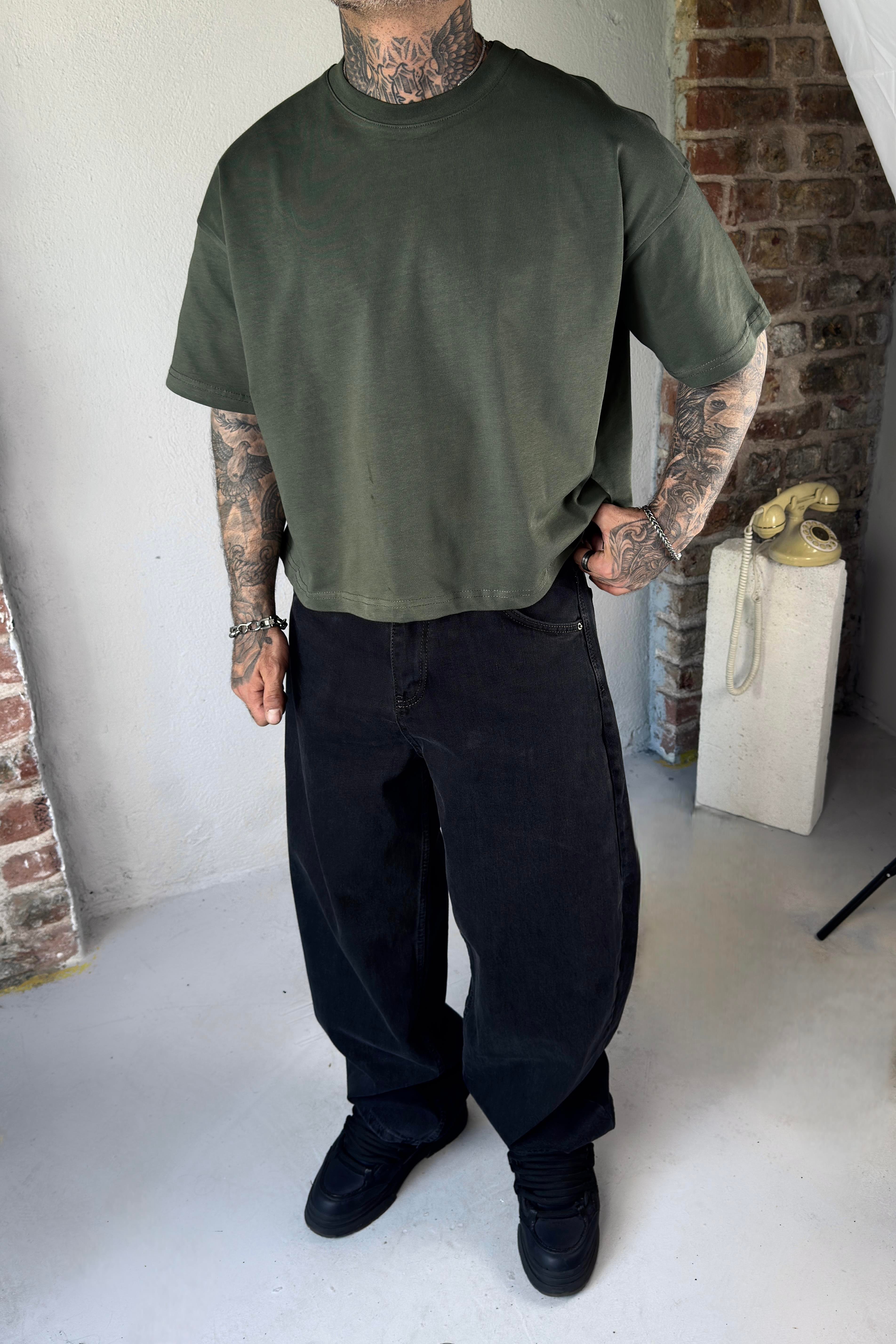 Basic Cropped Haki Tshirt