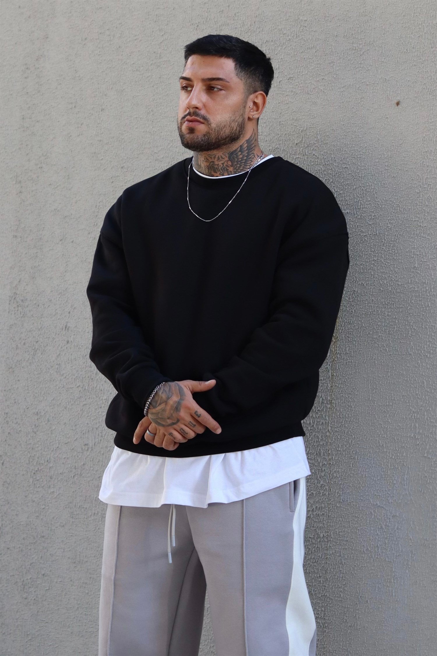 Basic oversize siyah sweatshirt