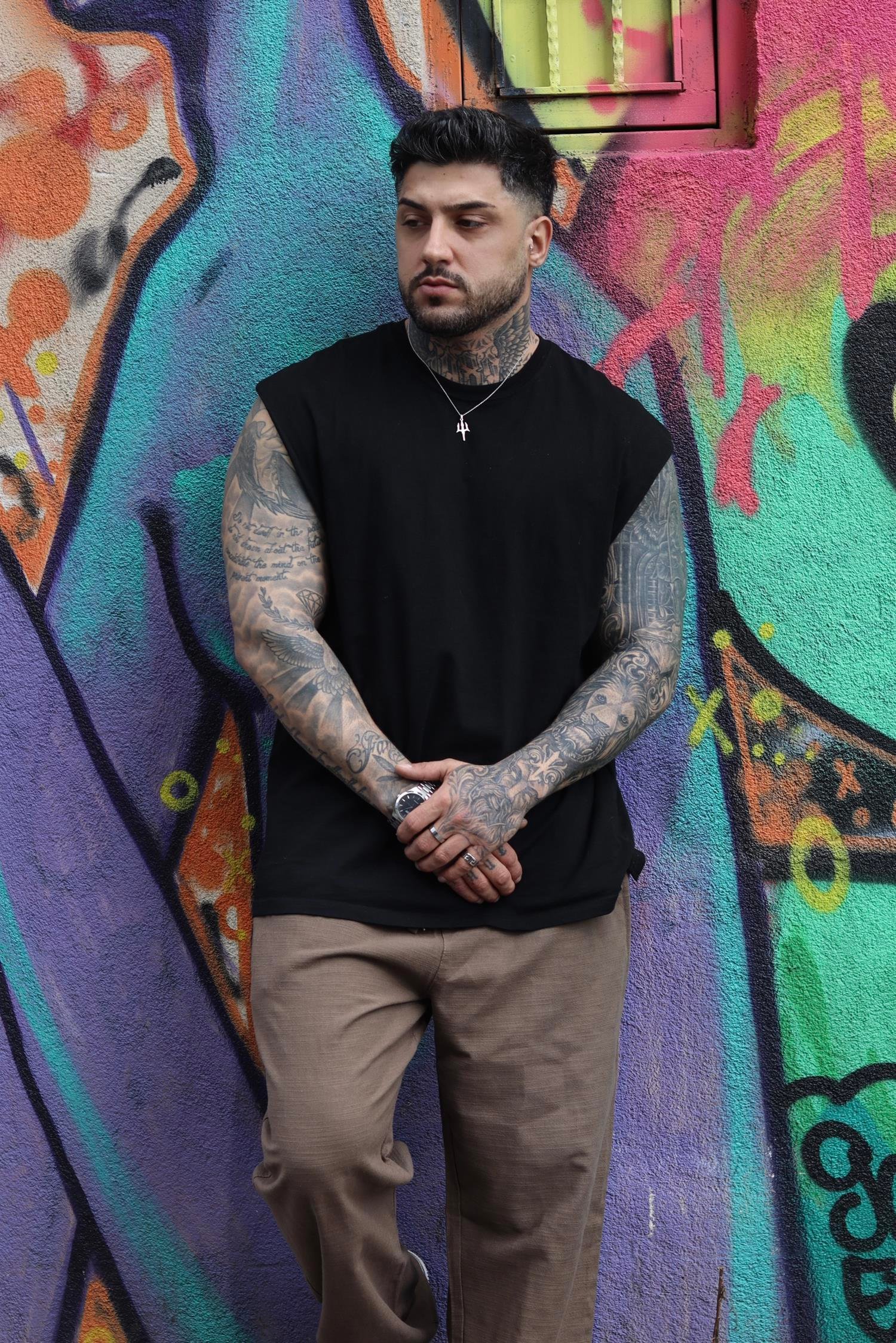 Basic siyah sıfır kol atlet