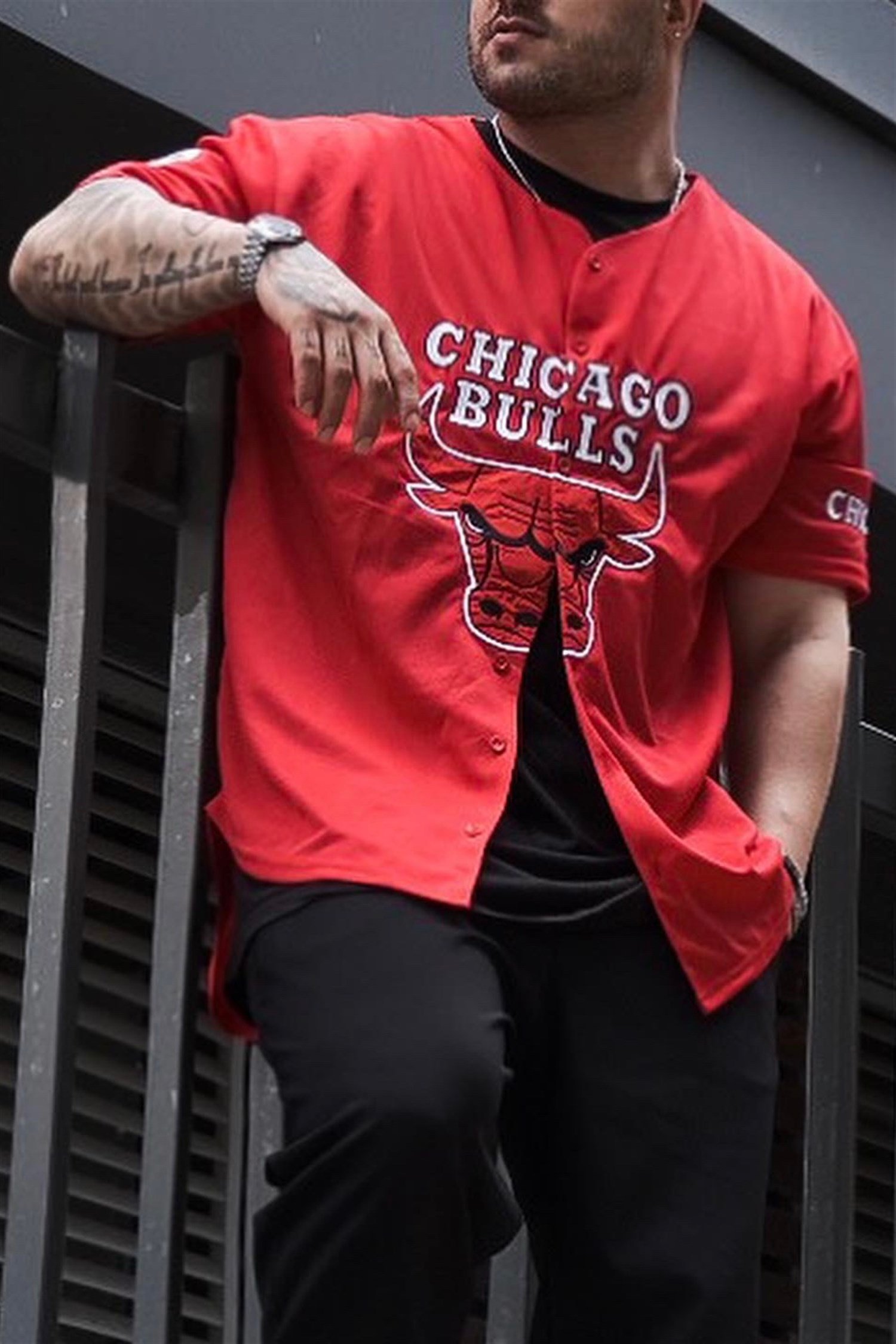 Chicago bulls kırmızı gömlek