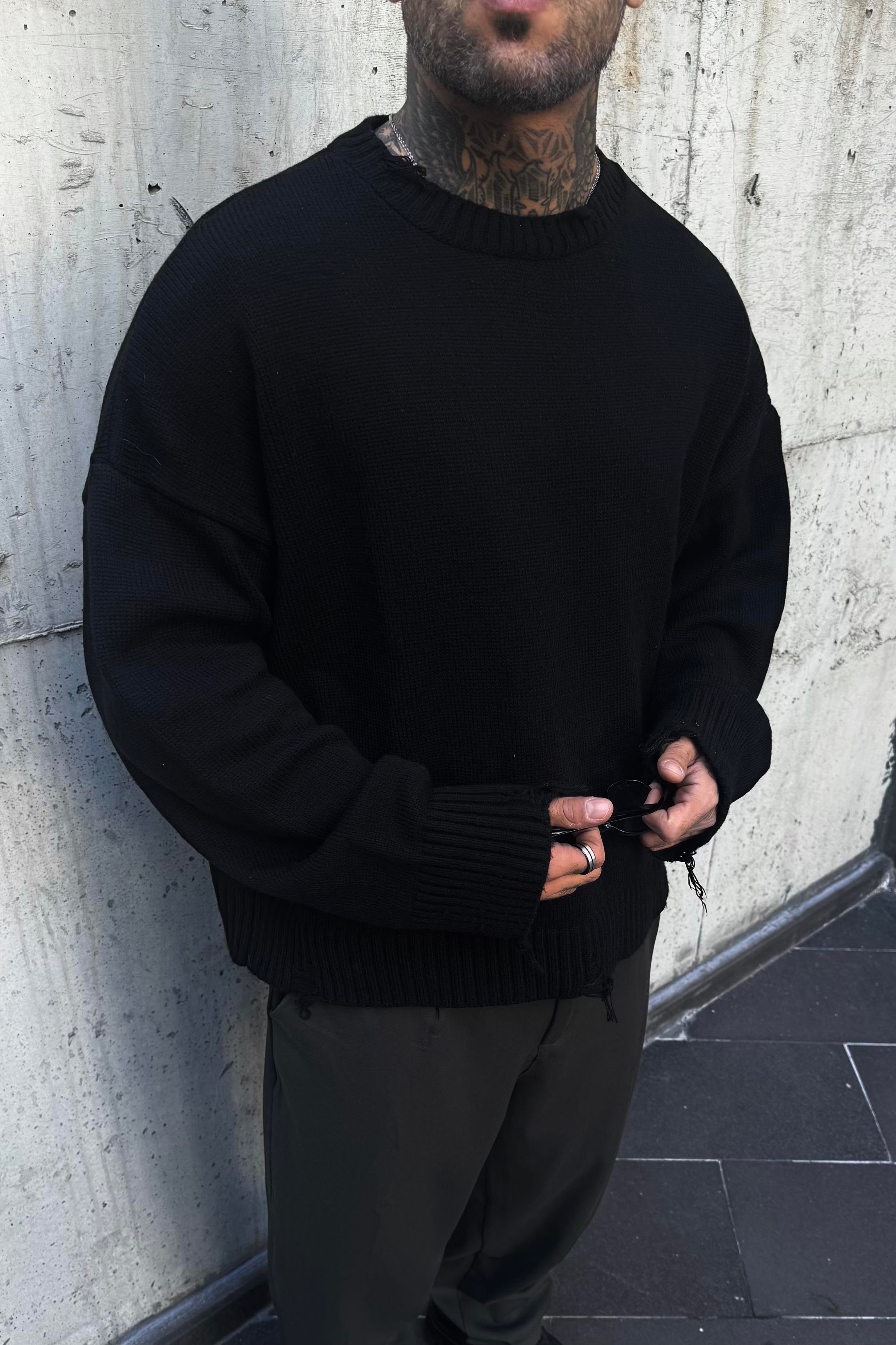 Distressed black oversize sweater 