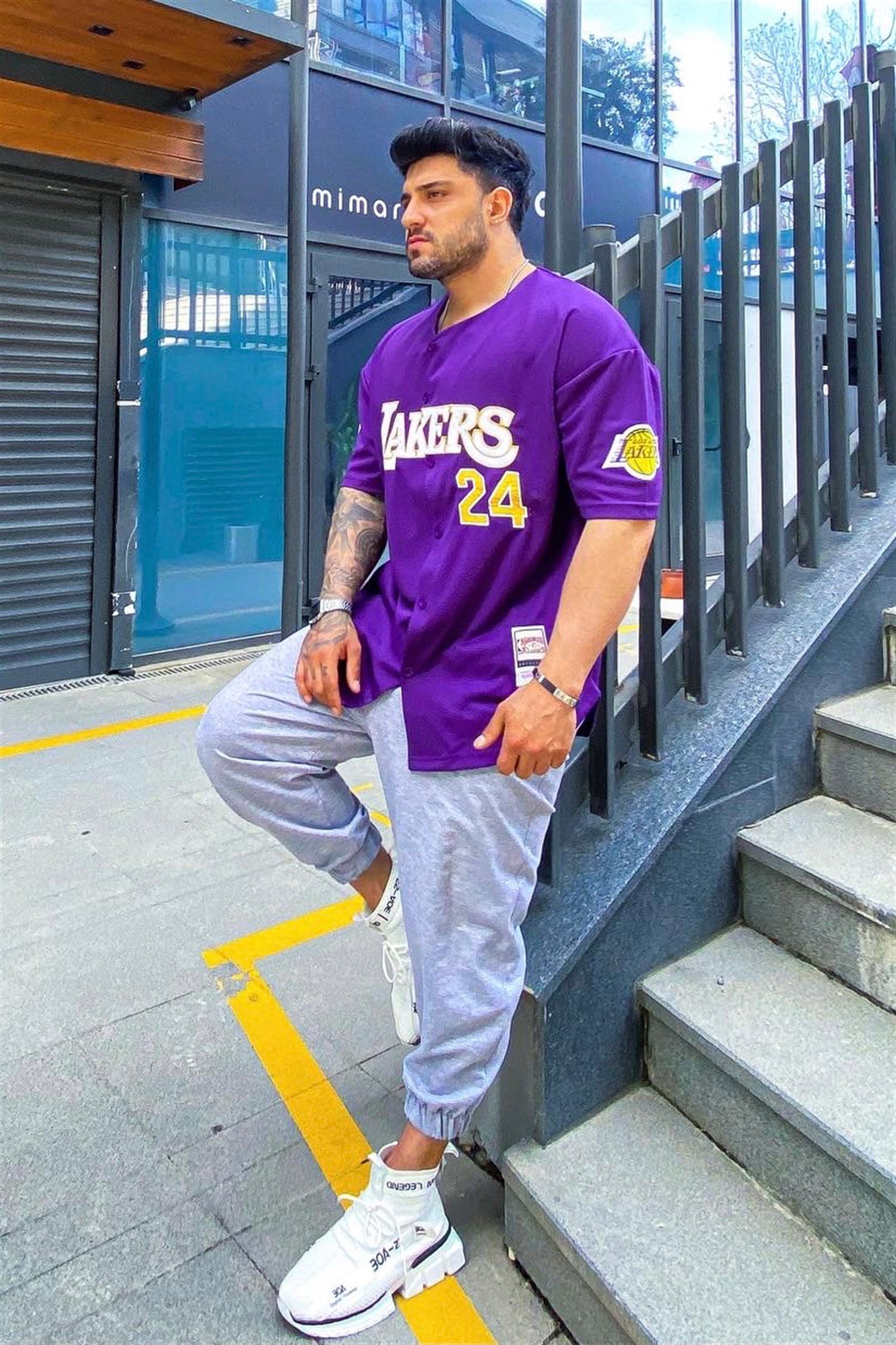 Lakers mor gömlek