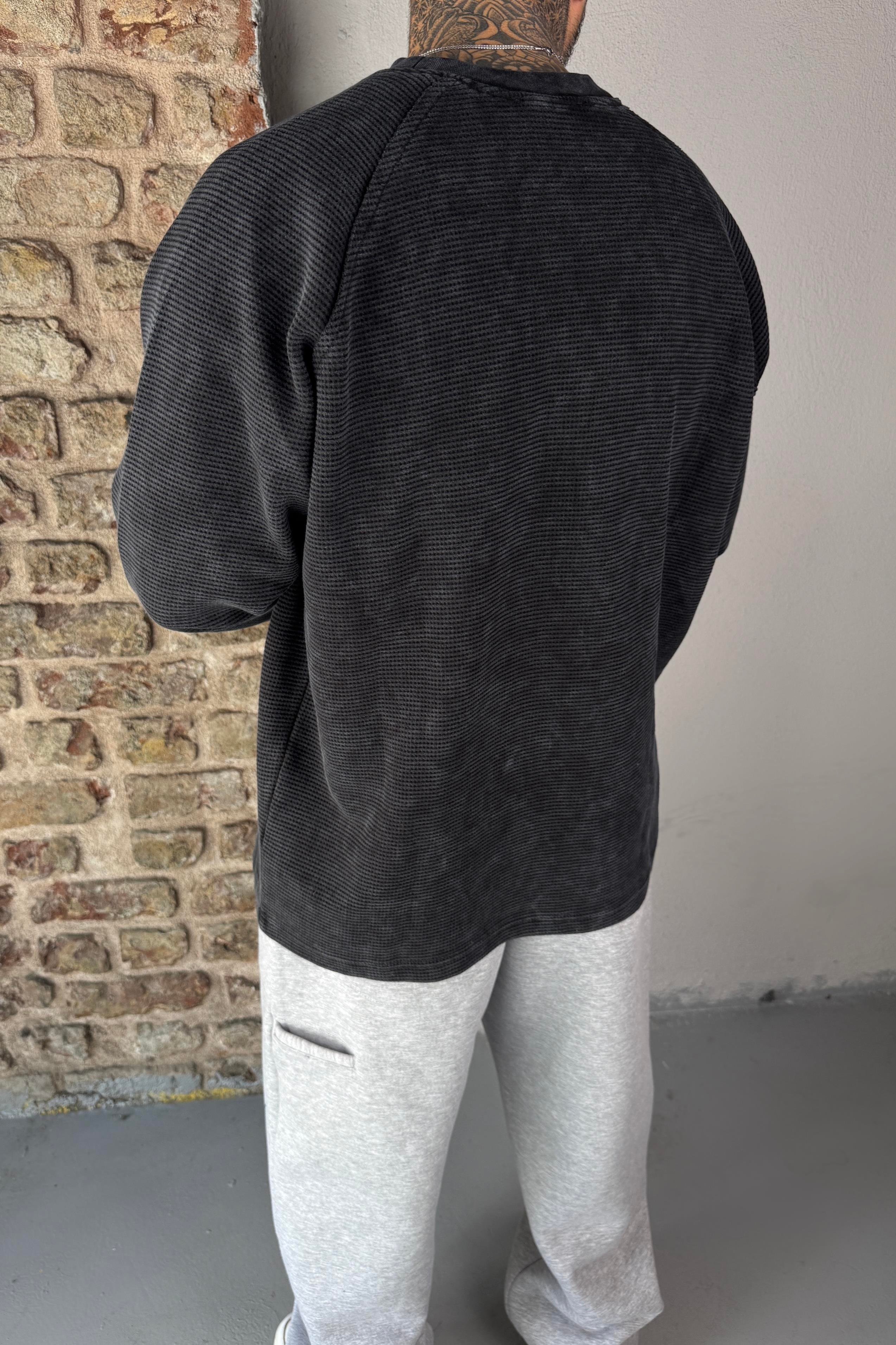 Obsidian Flow Oversize Sweatshirt