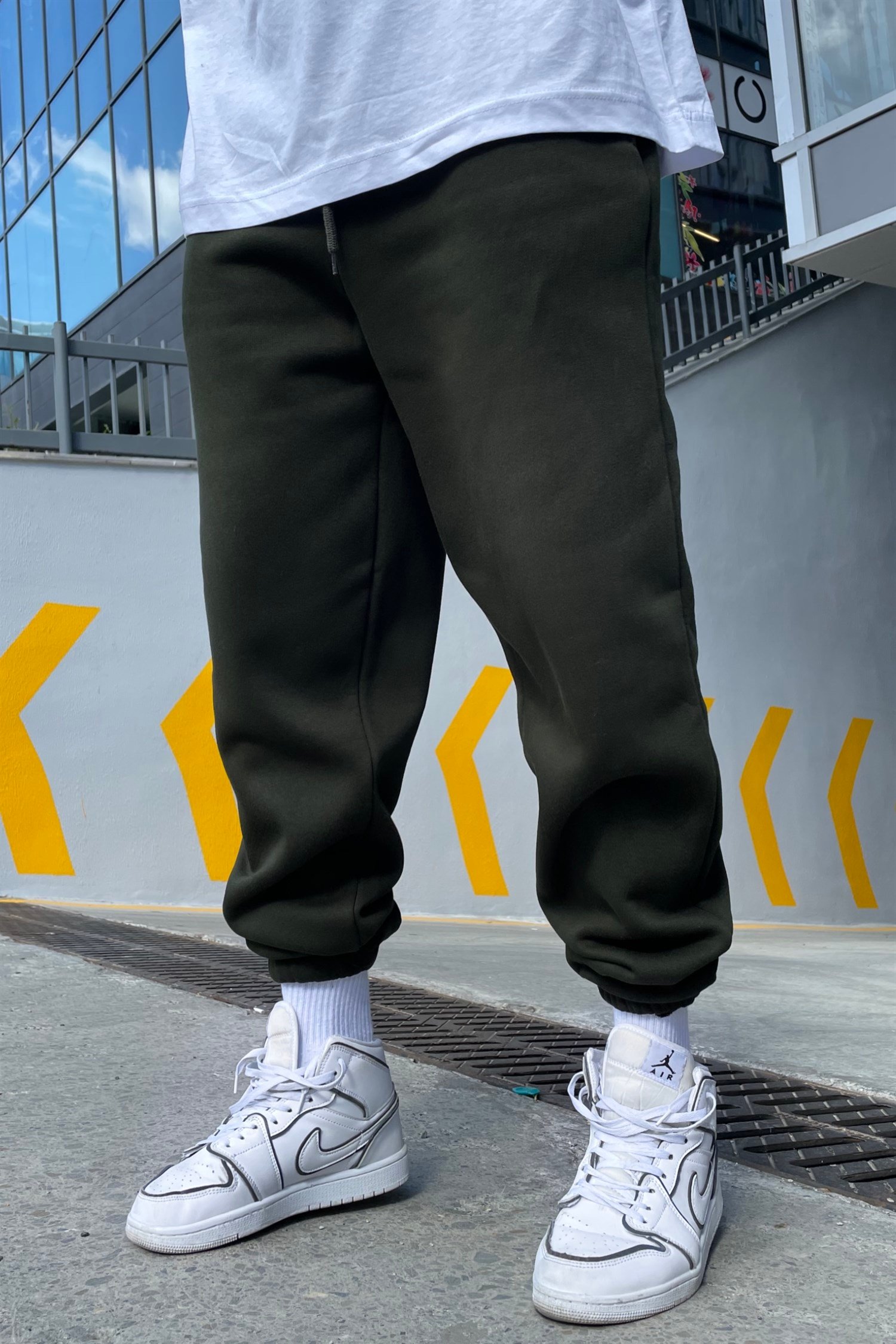 Oversize basic khaki sweatpants