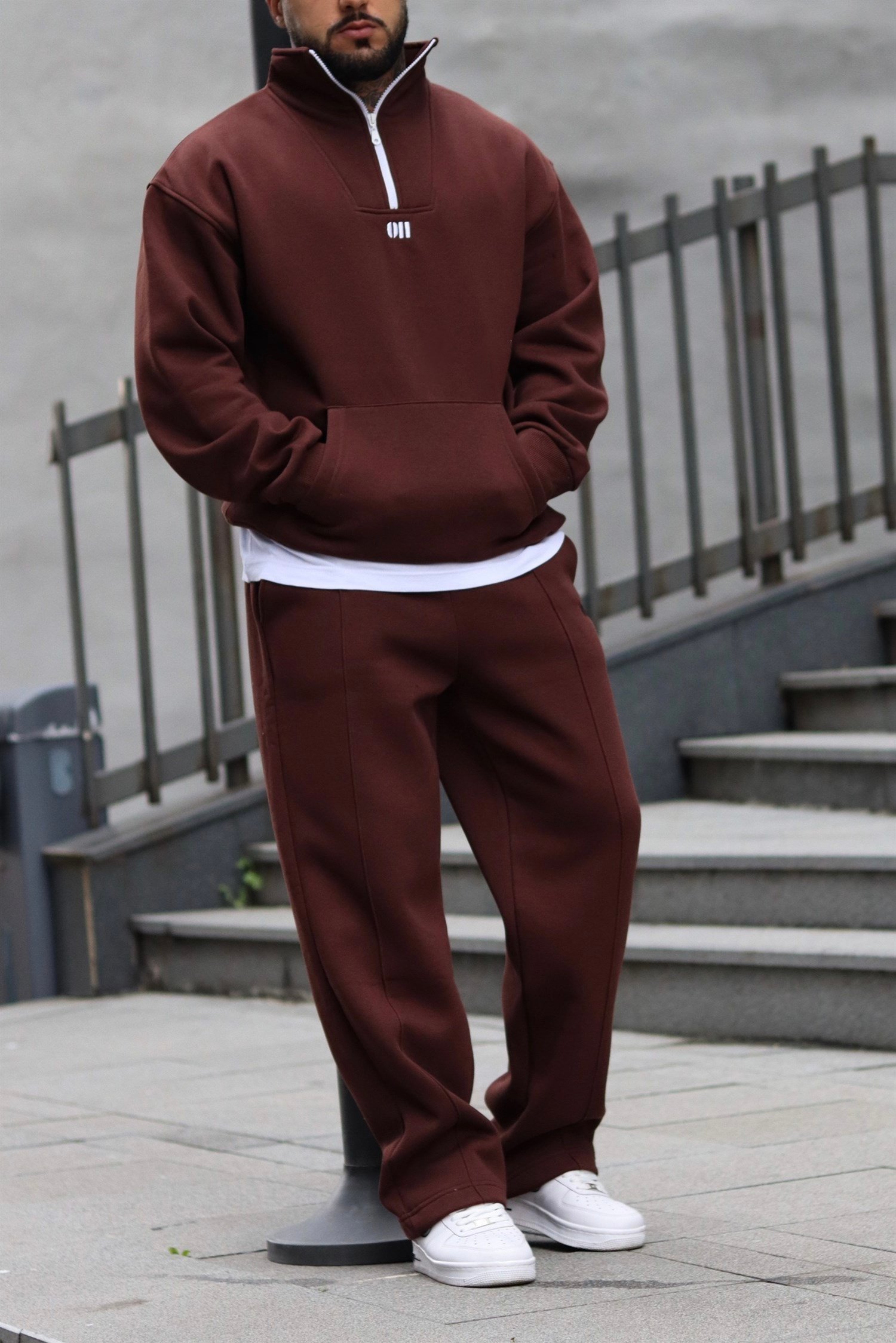 Oversize brown zipper tracsuit