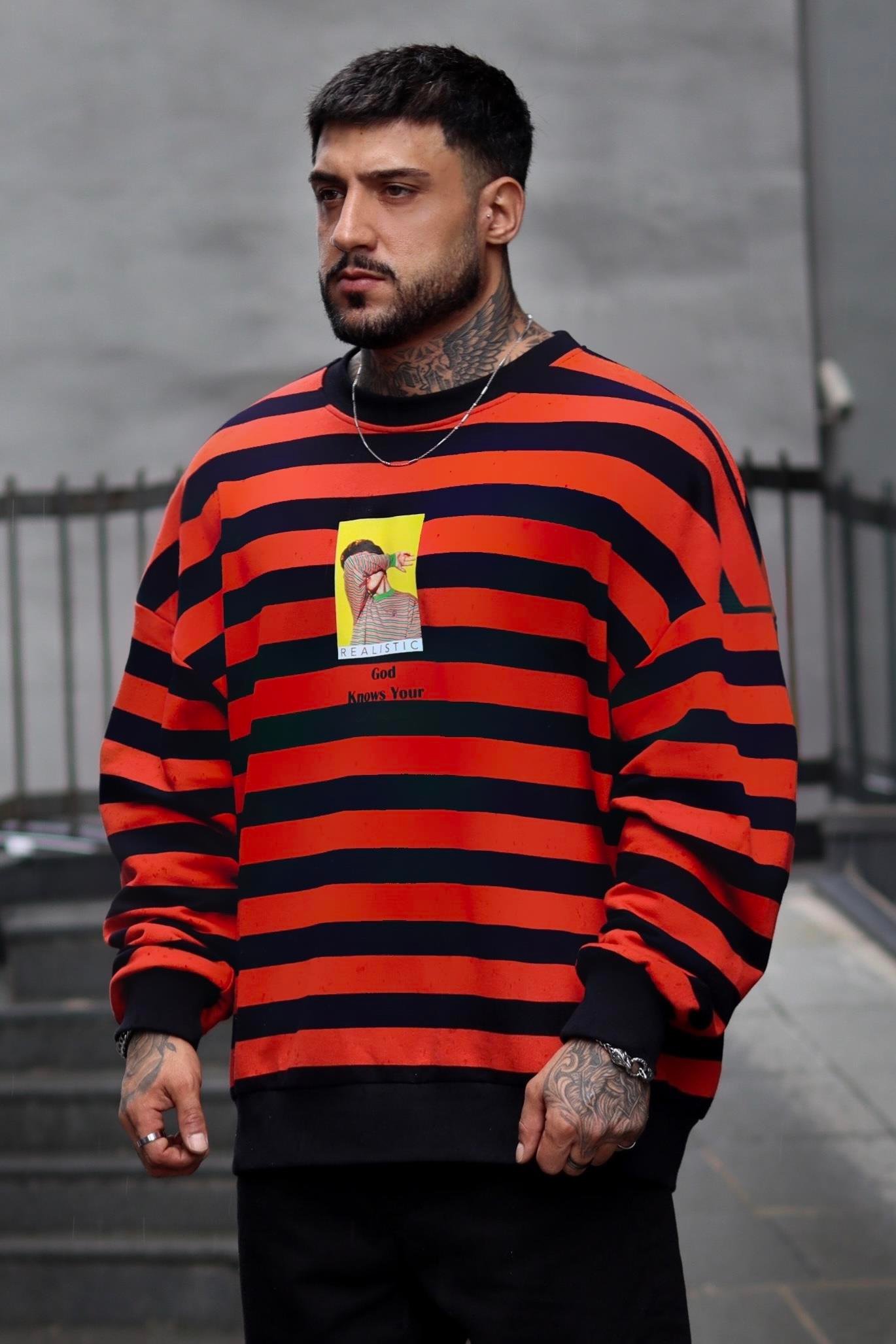 Realistic oversize sweatshirt