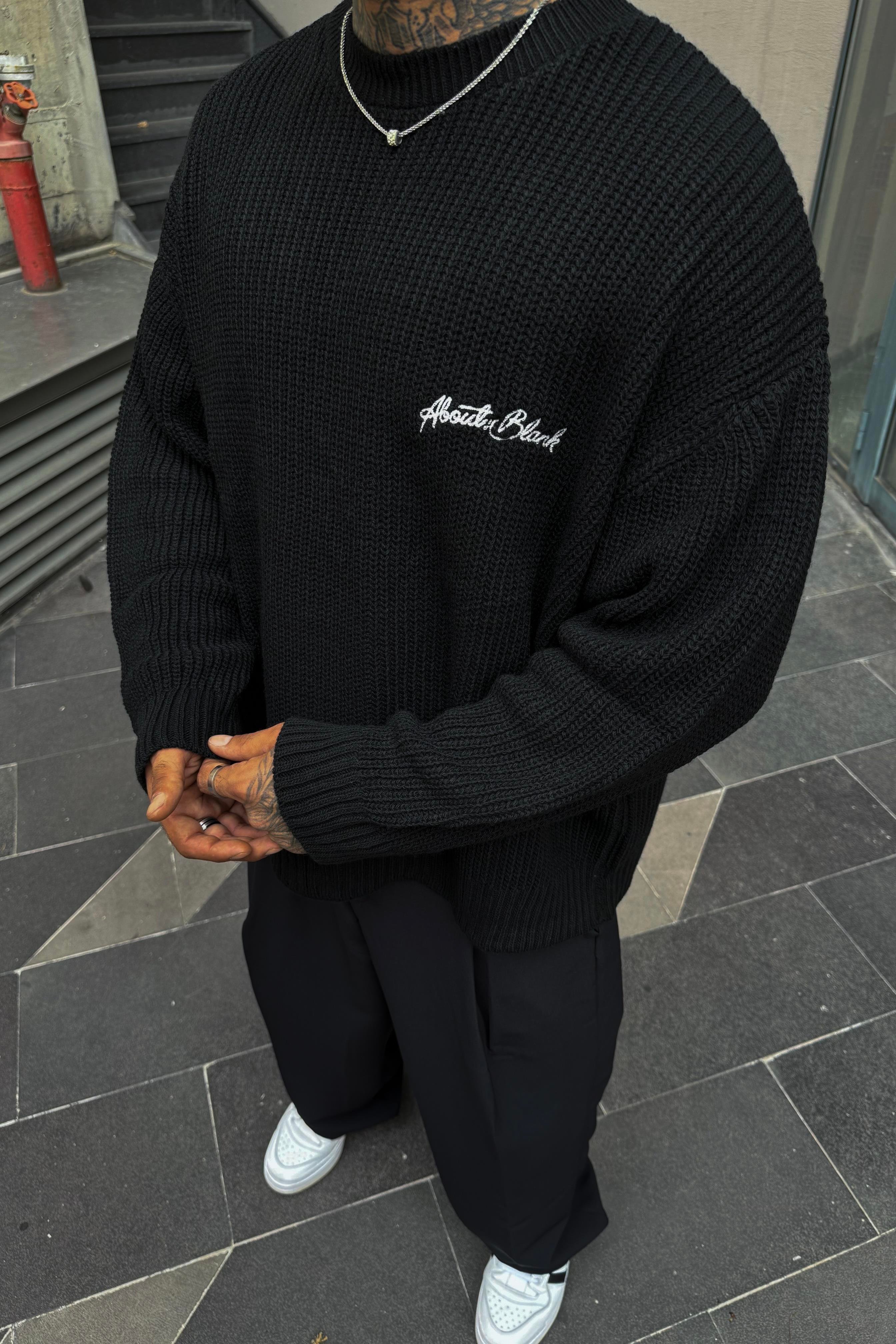 Siyah örme oversize kazak