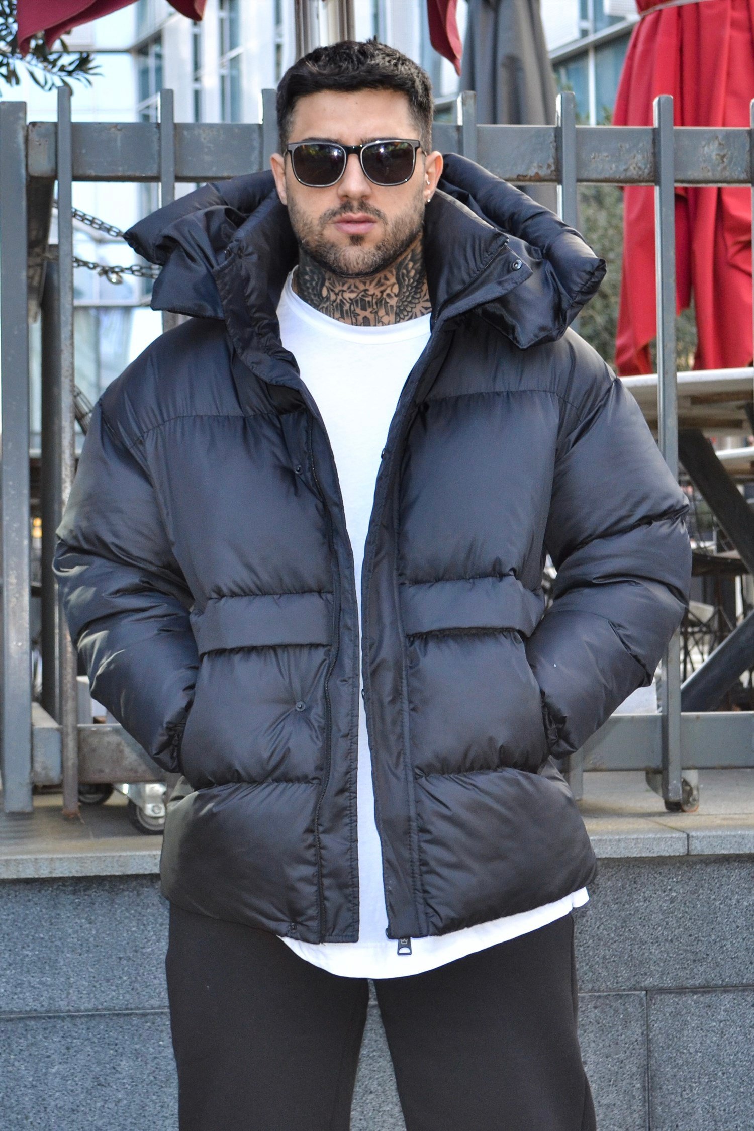 Siyah puffer mont