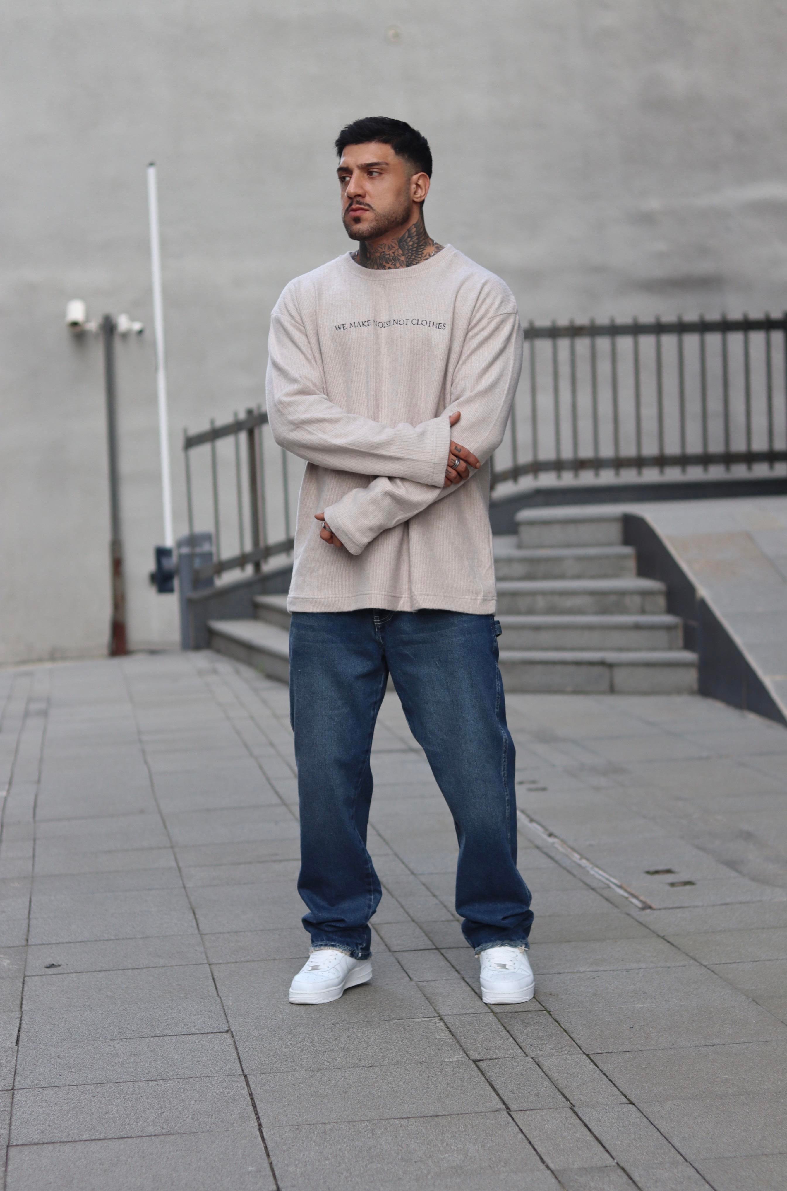 We make oversize sweatshirt