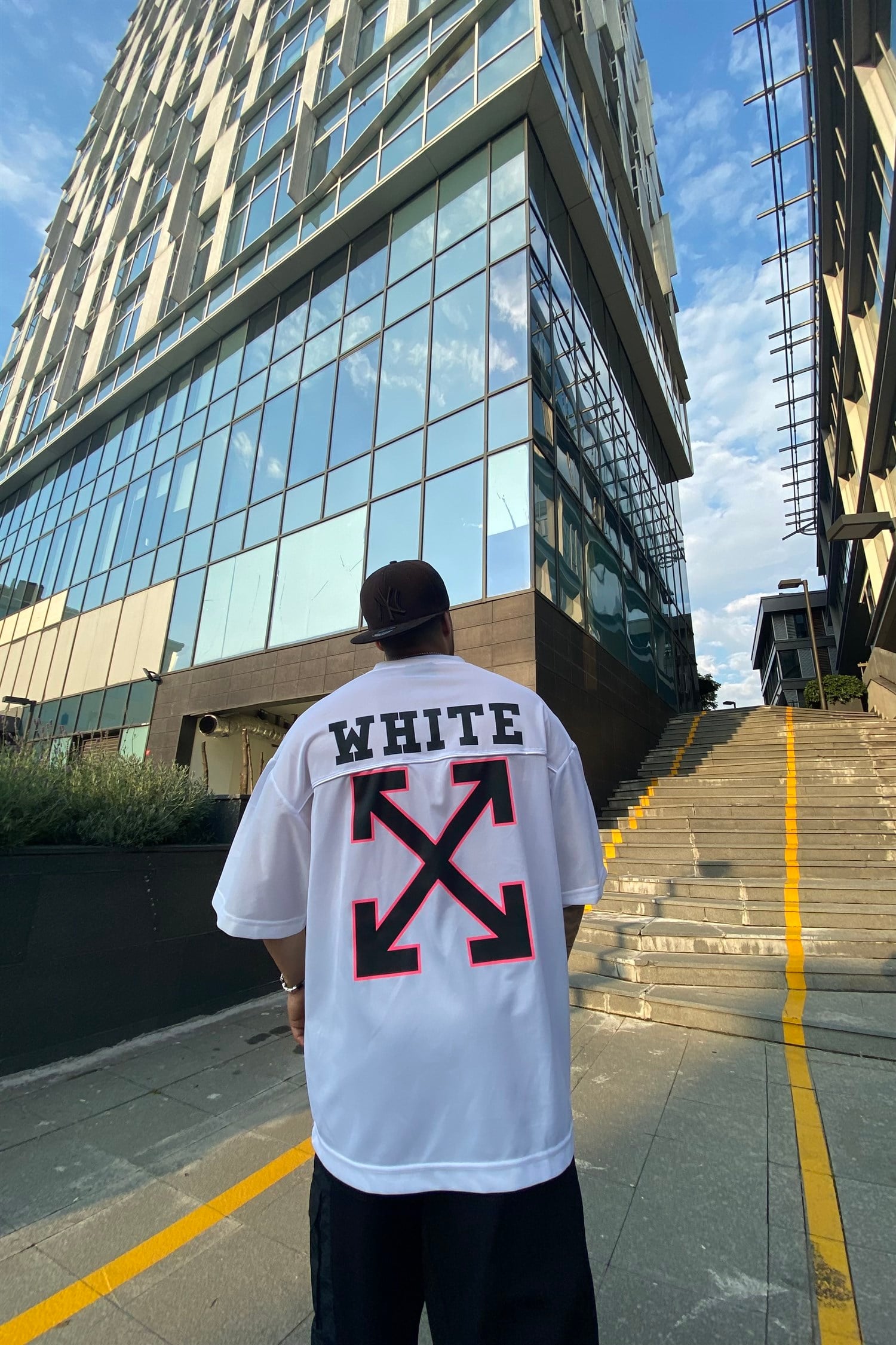 White super oversize forma