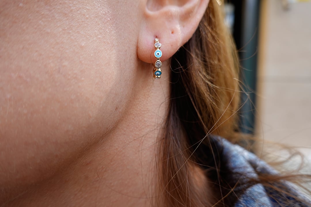 Gözlü Taşlı Halka Küpe