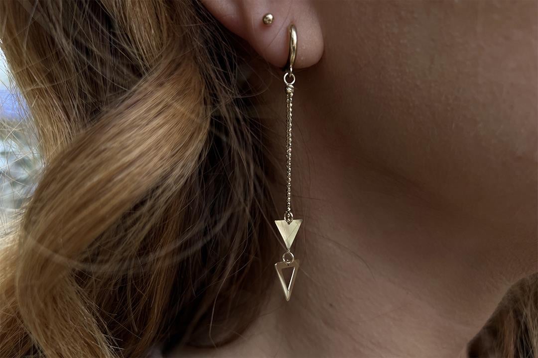 Sallantılı Üçgen Küpe