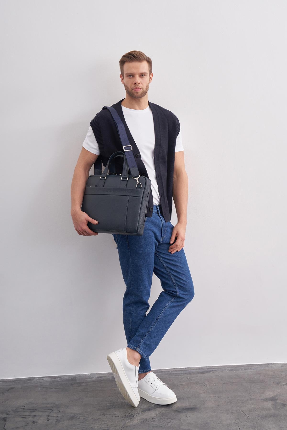 Erkek Lacivert Hakiki Deri Fermuar Detaylı Evrak Çantası