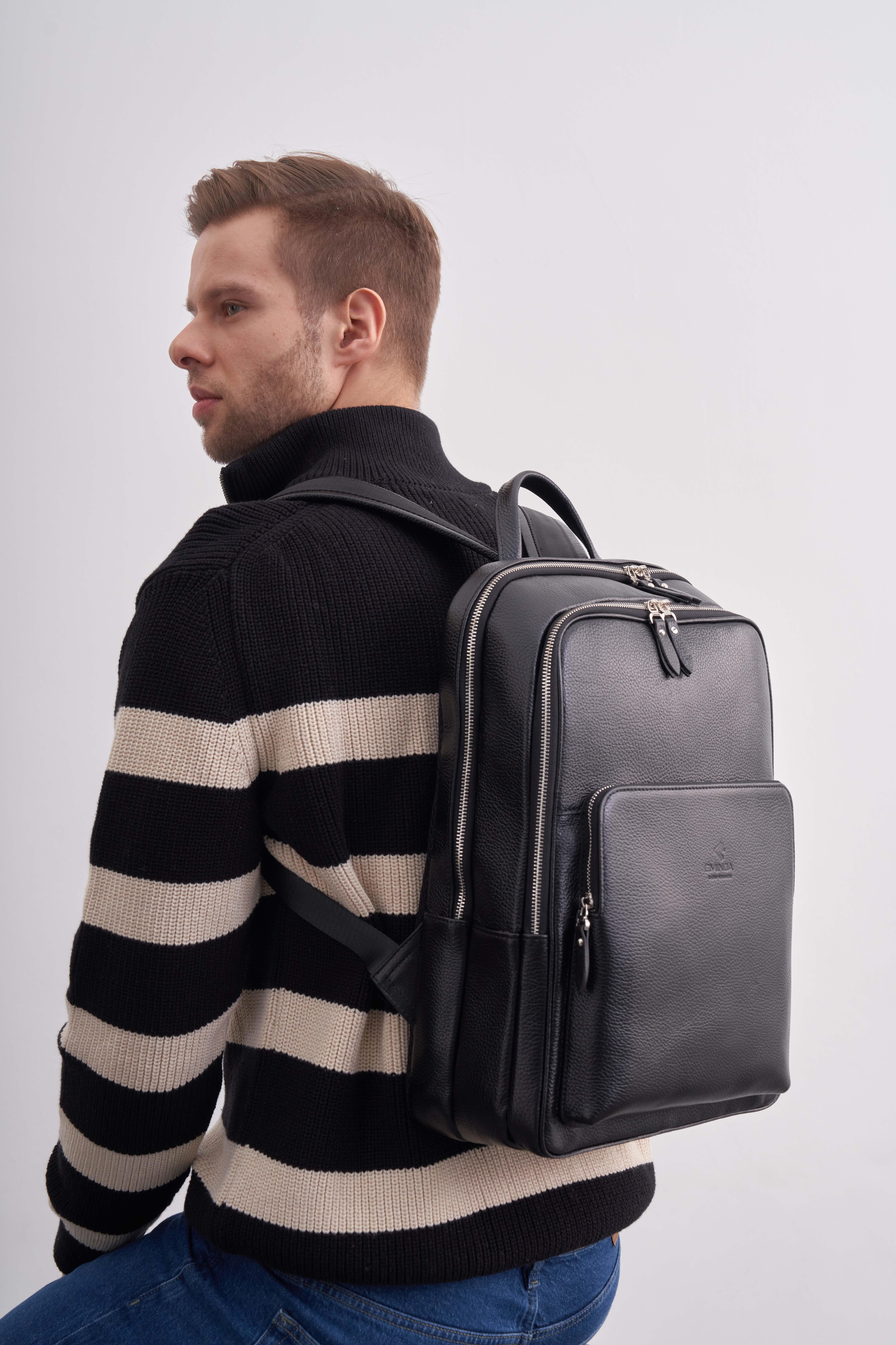 Erkek Siyah Deri Sırt Çantası