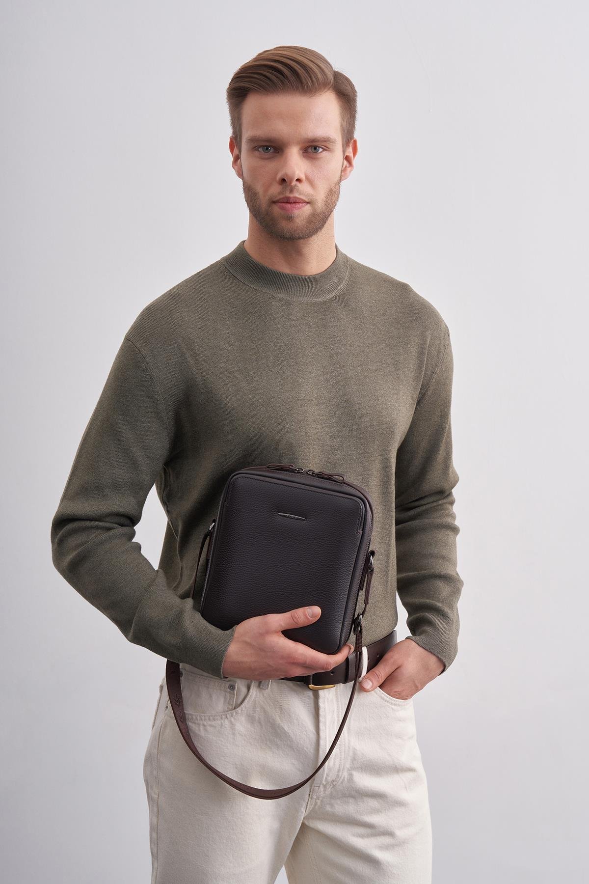 Erkek Kahverengi Orta Boy Omuz Çantası