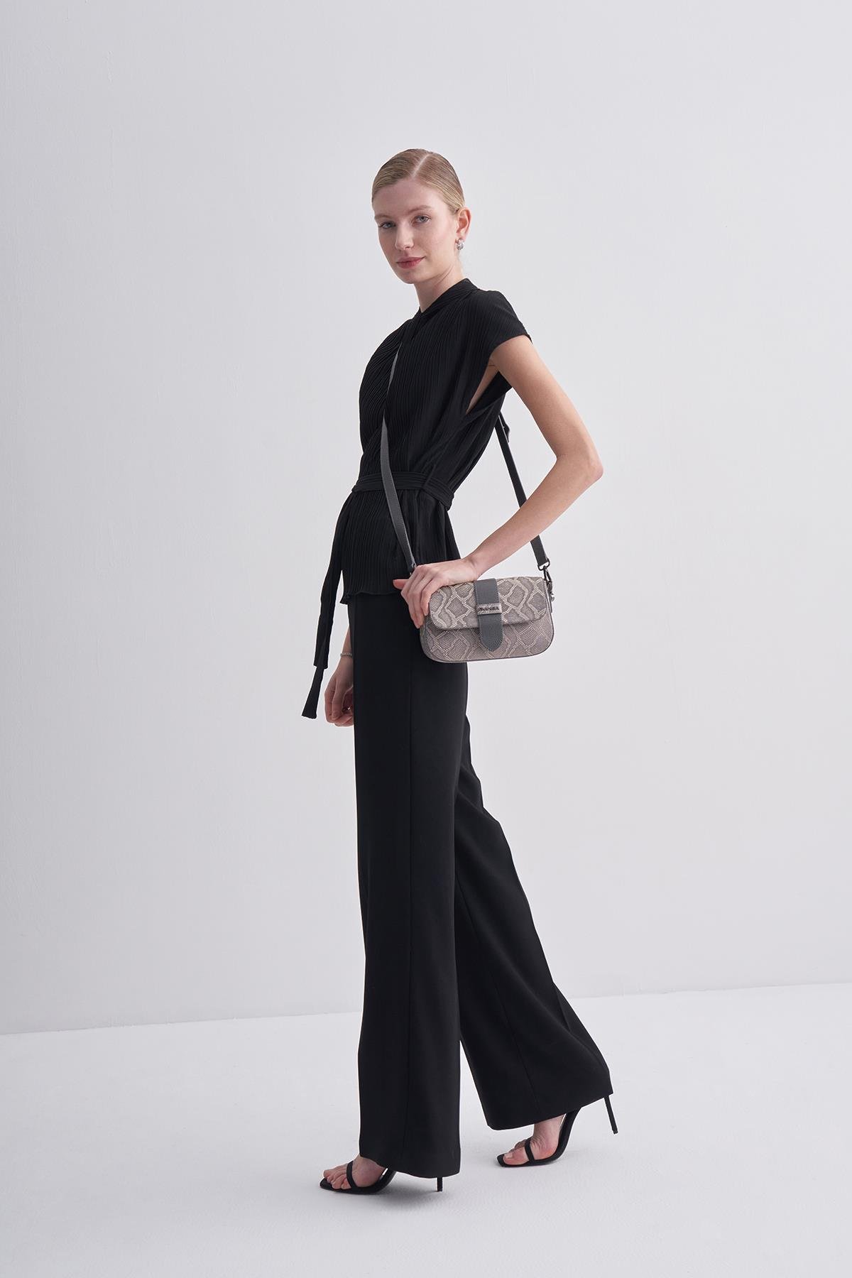 Gri Yılan Derisi Kadın Omuz Çantası