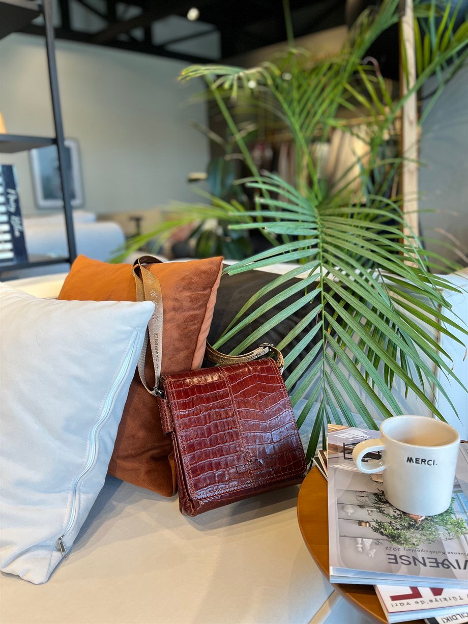 Erkek Siyah Hakiki Deri Omuz Çantası