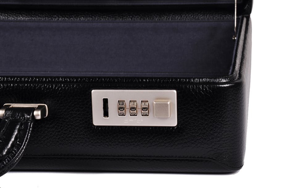 Siyah Hakiki Deri Bond Tipi Şifreli Evrak Çantası