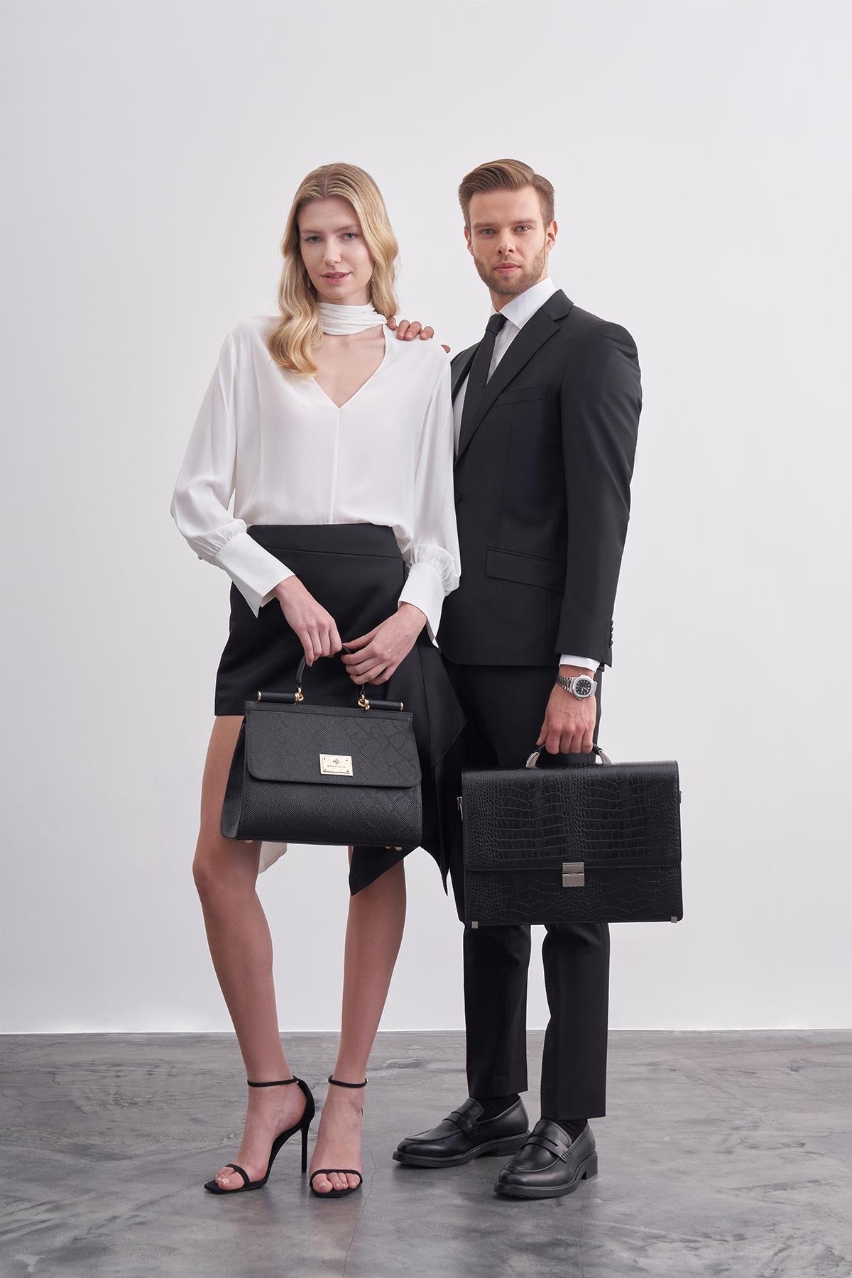 Siyah Kroko Deri Evrak Çantası