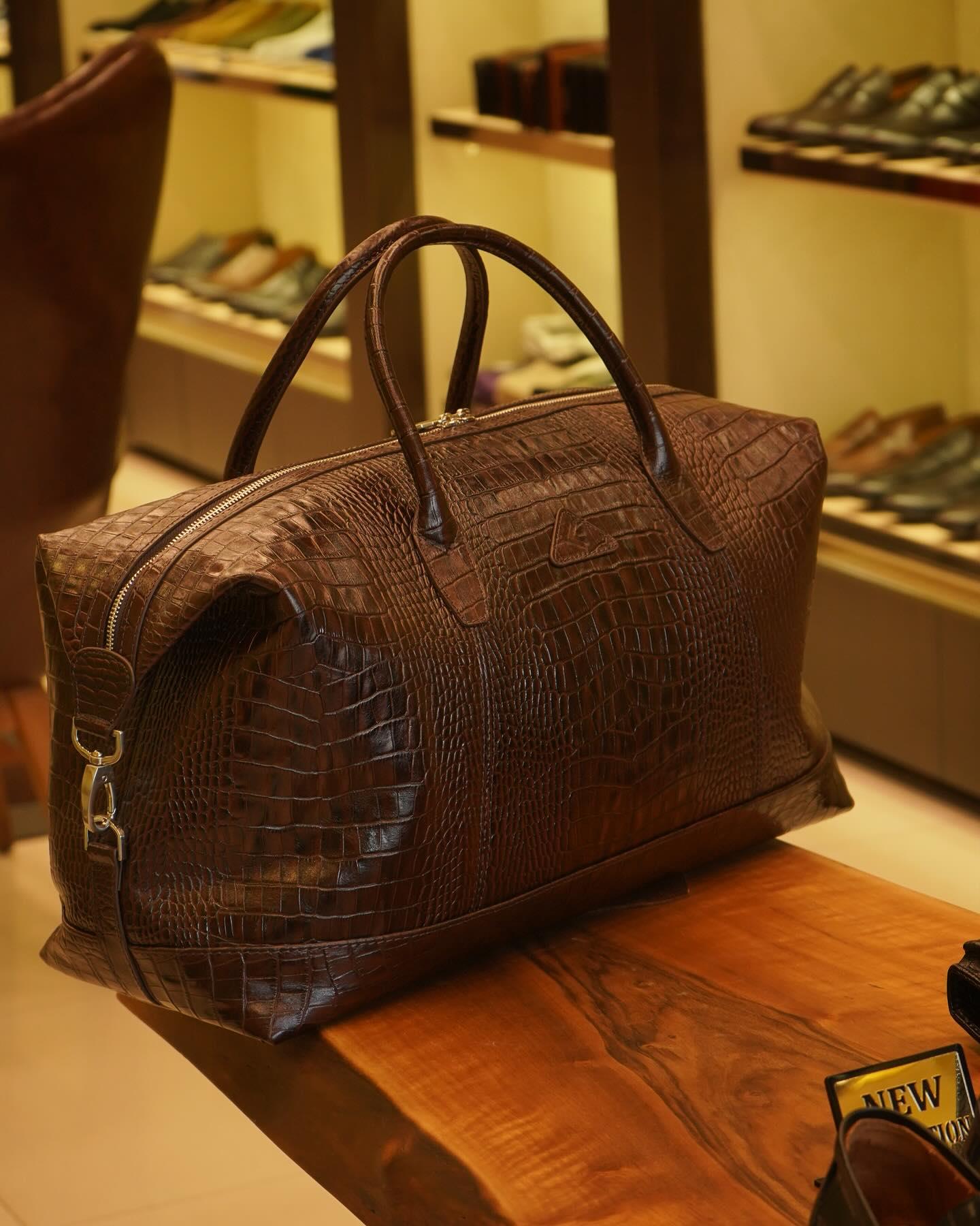 Kahverengi Kroko Deri Seyehat Çantası