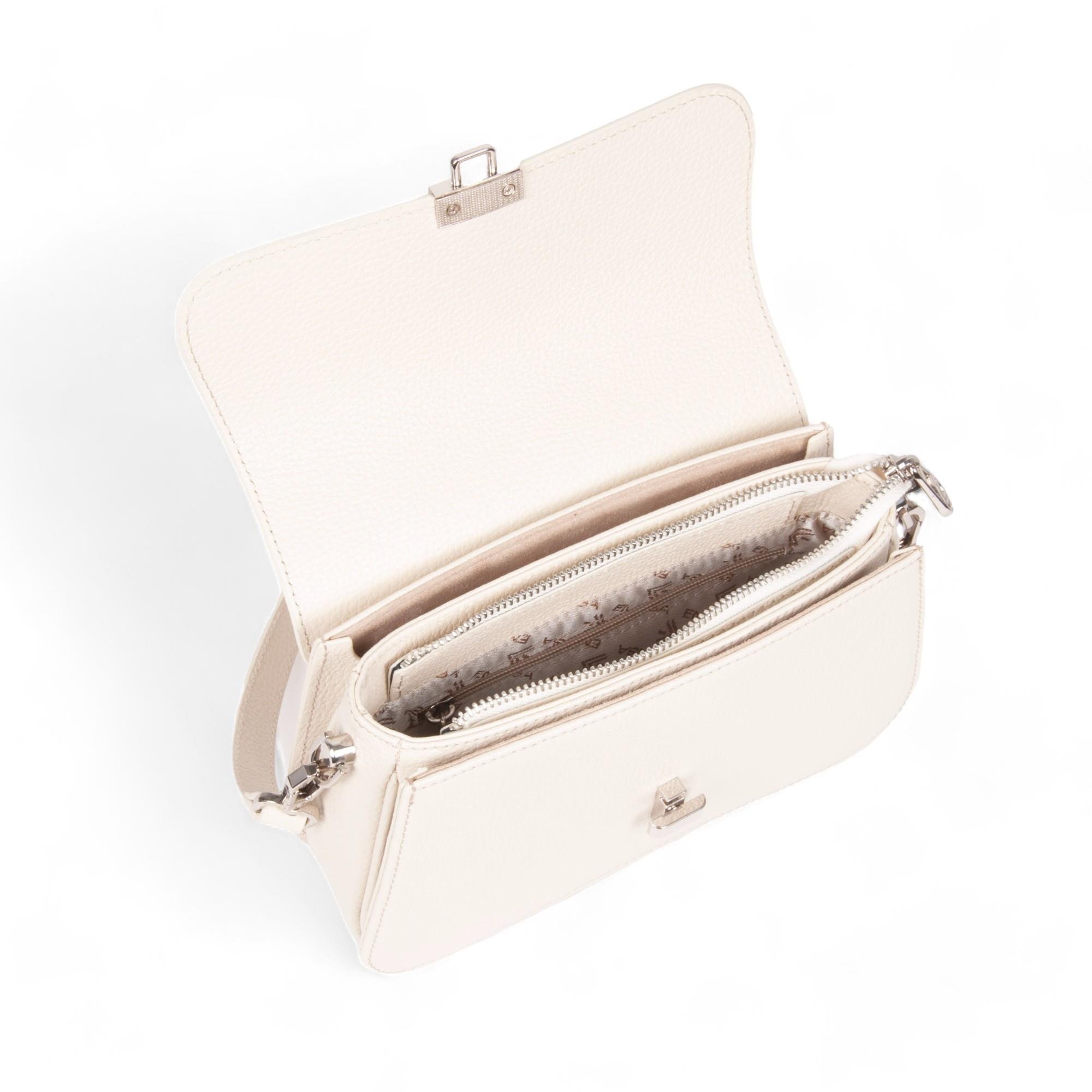 Zincir Detaylı Hakiki Deri Kadın Omuz Çantası