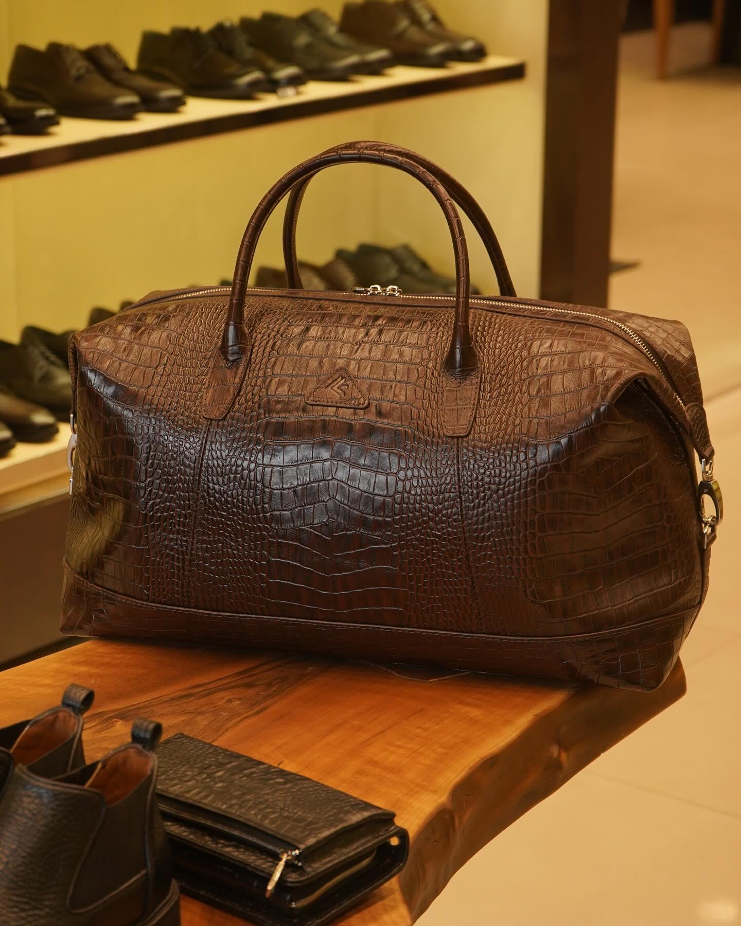 Kahverengi Kroko Deri Seyehat Çantası