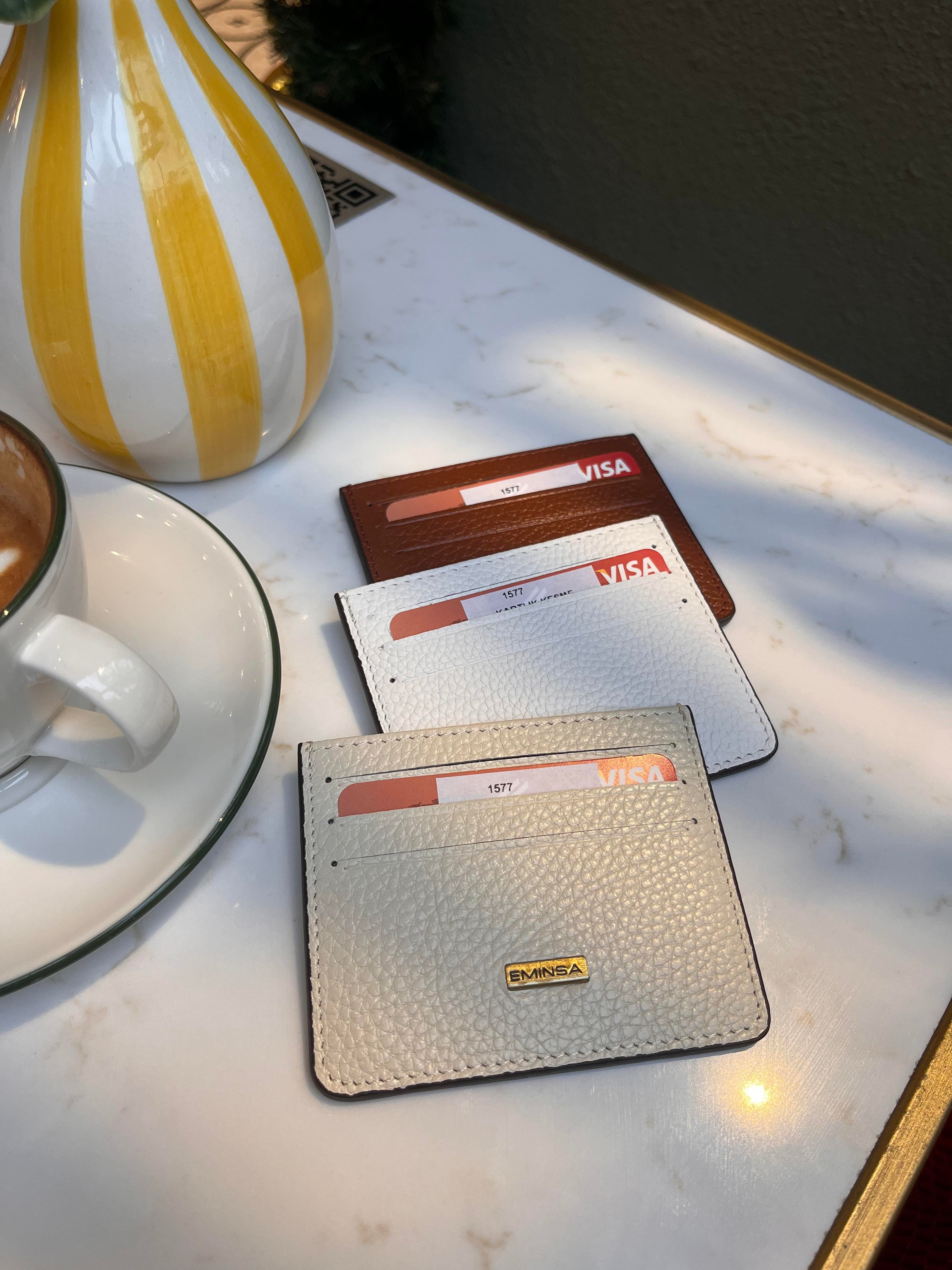 Hakiki Deri Kartlık 1577