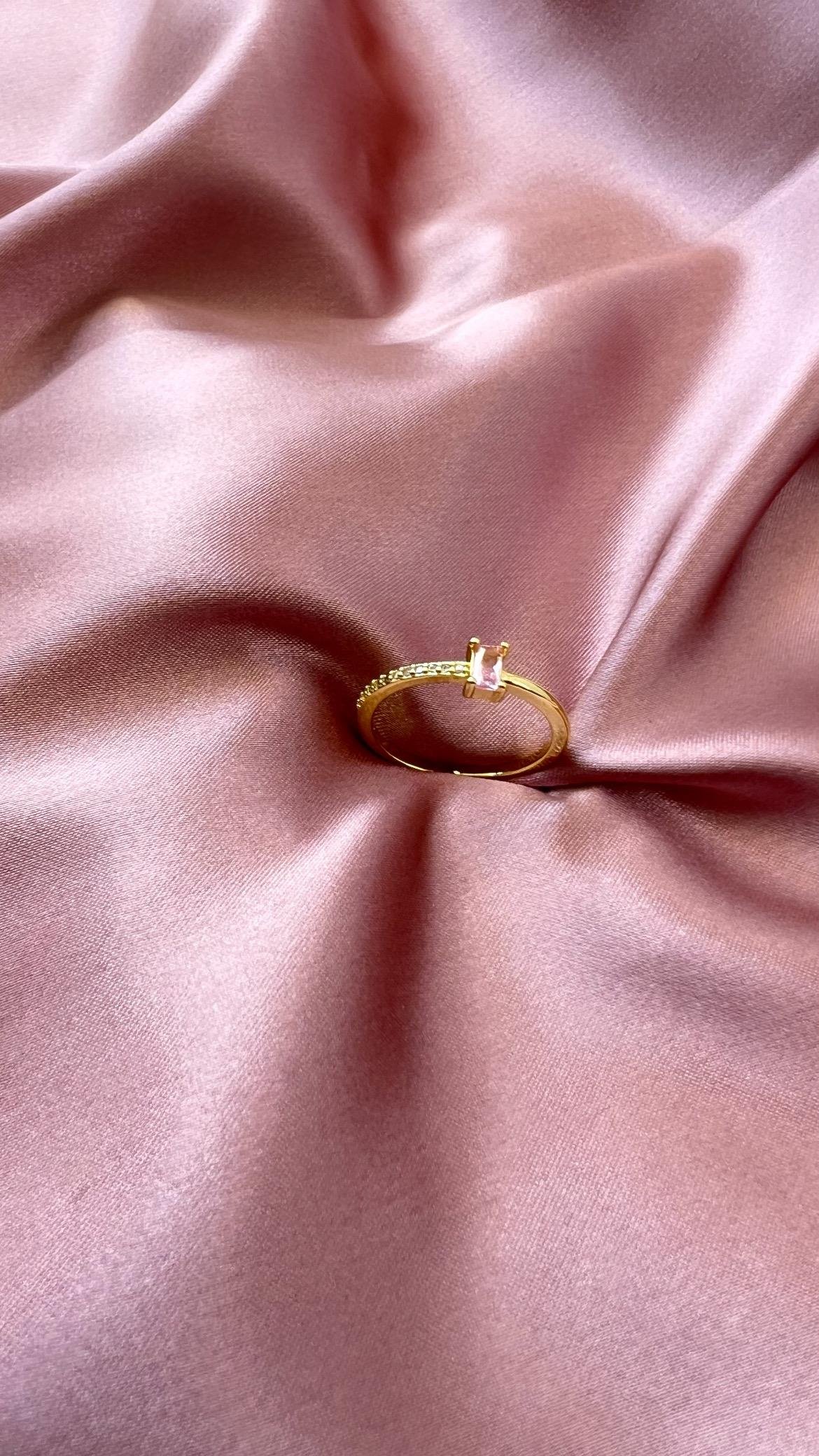 Pembe Taşlı Ayarlanabilir Yüzük