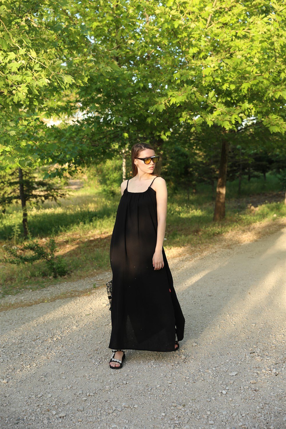 Leaf Black