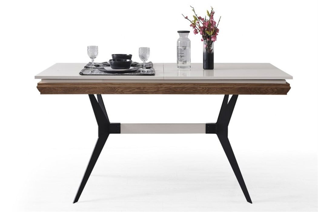 Elize Ahşap Yemek Odası