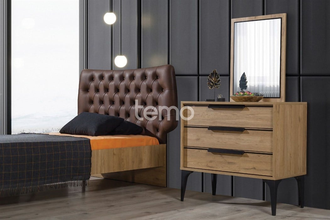 KOLEZYUM GENÇ ODASI