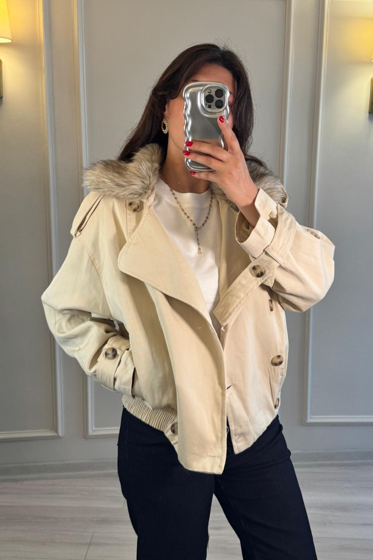 Çıkarılabilen Kürklü Ceket Taş