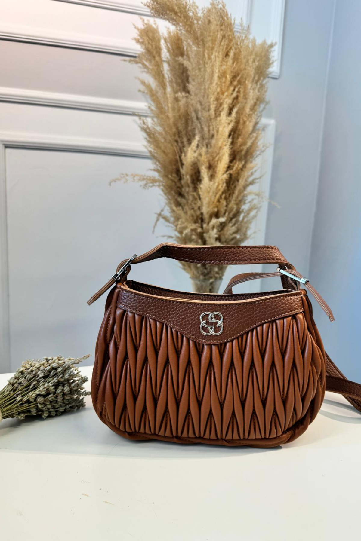 Gerçek Deri Tasarım Marka Model Baget Çanta Kahve