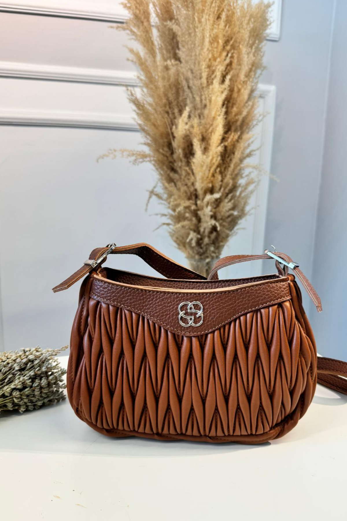 Gerçek Deri Tasarım Marka Model Baget Çanta Kahve