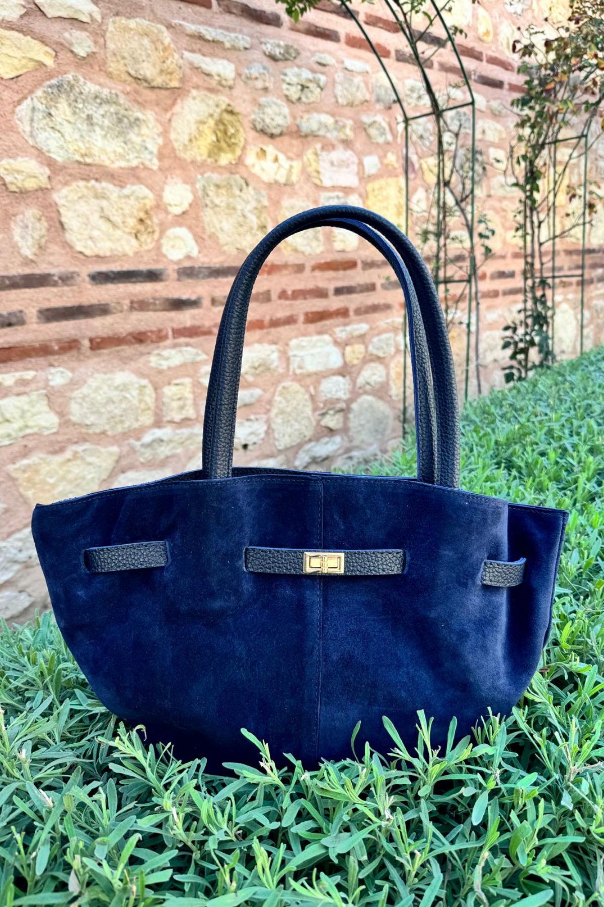 Gerçek Süet Deri Toka Detaylı Maxi Çanta Lacivert