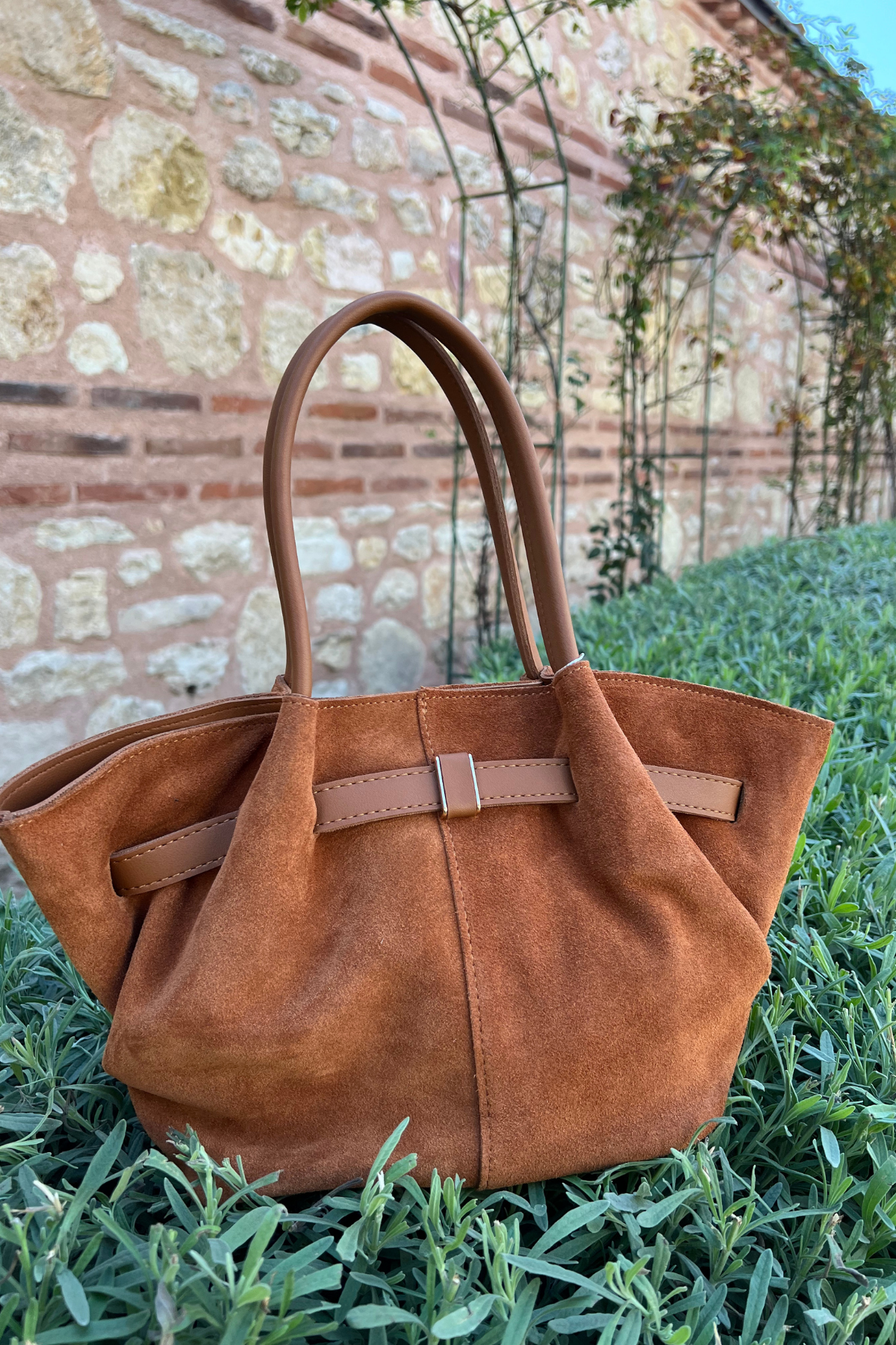 Gerçek Süet Deri Toka Detaylı Mini Çanta Taba