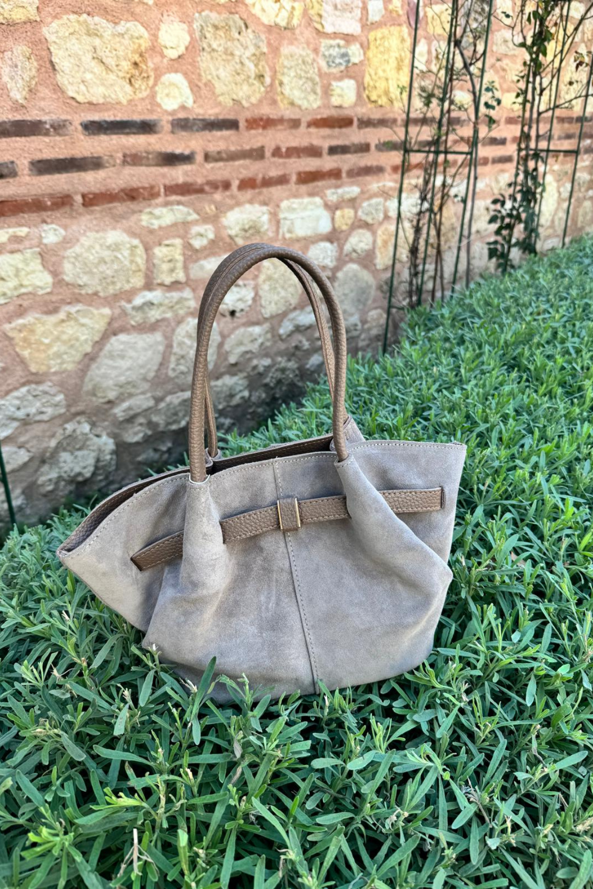 Gerçek Süet Deri Toka Detaylı Mini Çanta Vizon