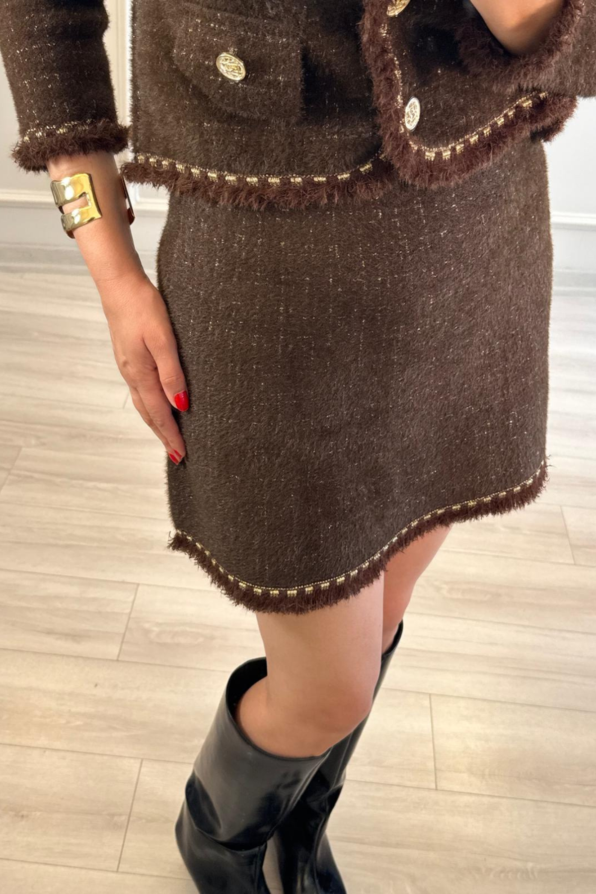 Gold Düğmeli Yünlü Ceket Etek Takım Kahve