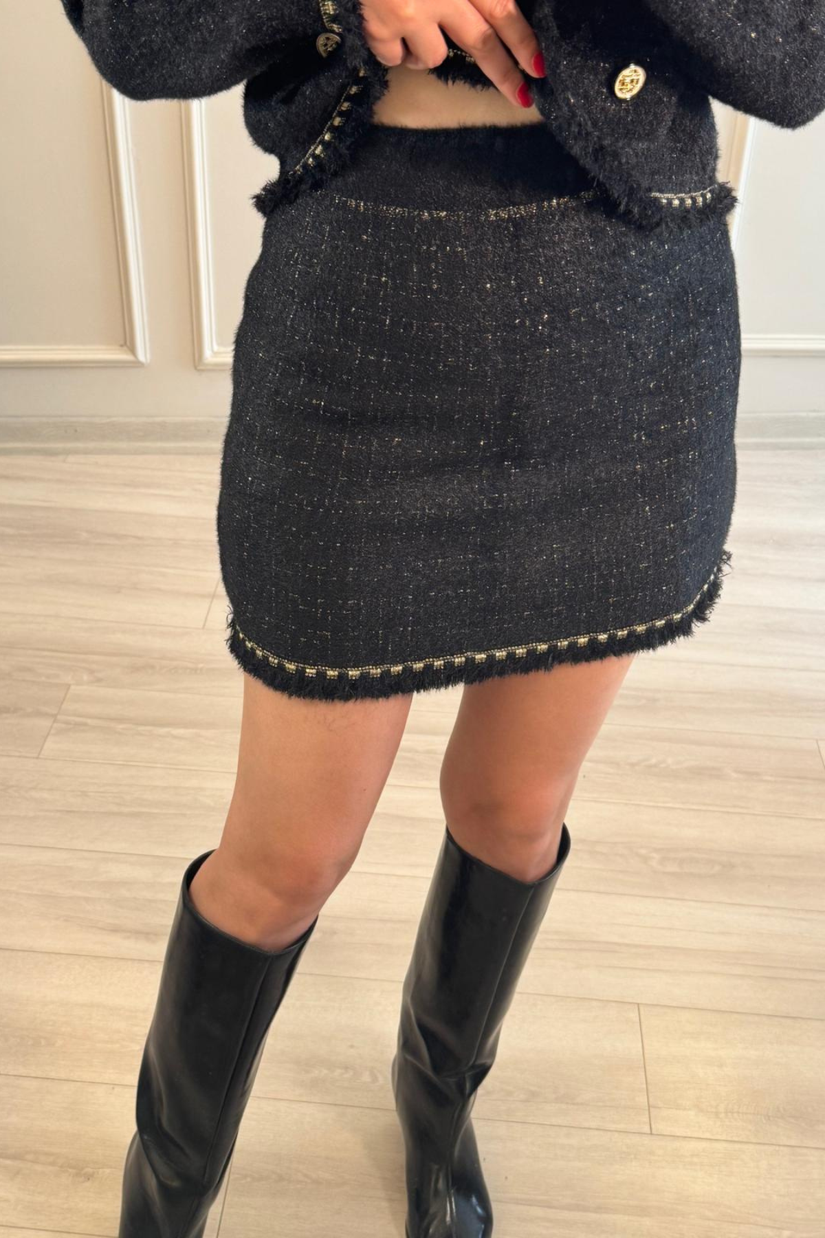 Gold Düğmeli Yünlü Ceket Etek Takım Siyah