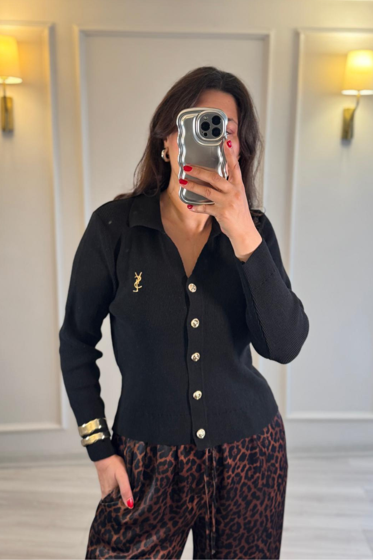 Marka Model Hırka Siyah