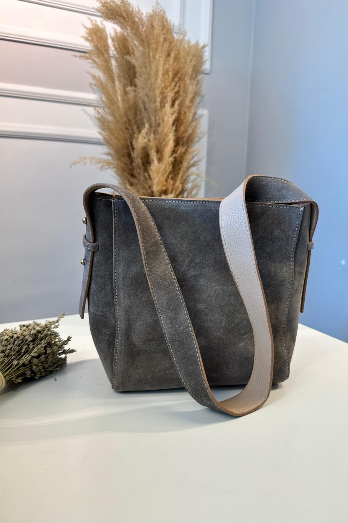 Süet Gerçek Deri Yavru Çantalı Ayarlanabilir Omuz Çantası Vizon