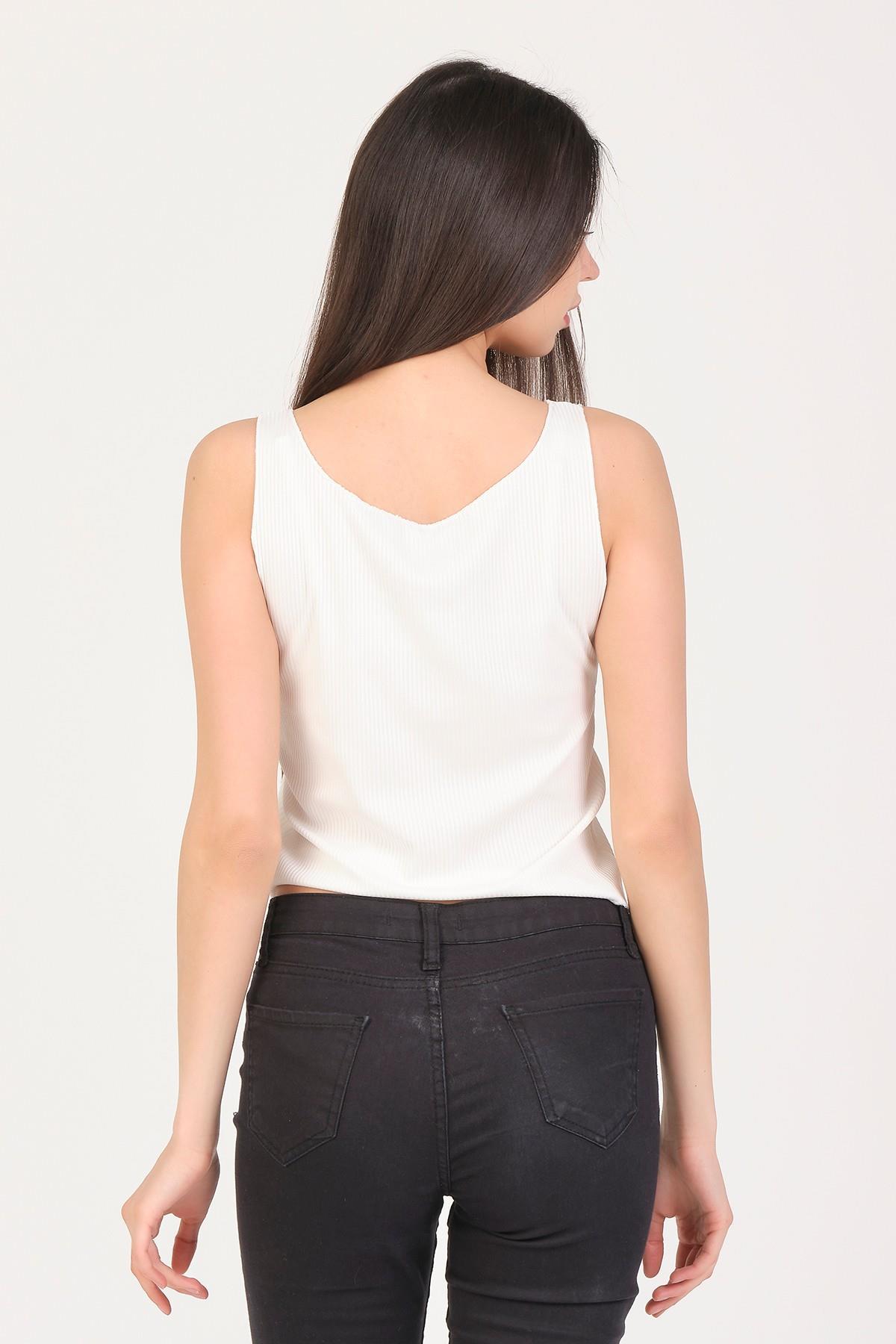 As Collection Beyaz Düğmeli Kolsuz Kadın T-Shirt
