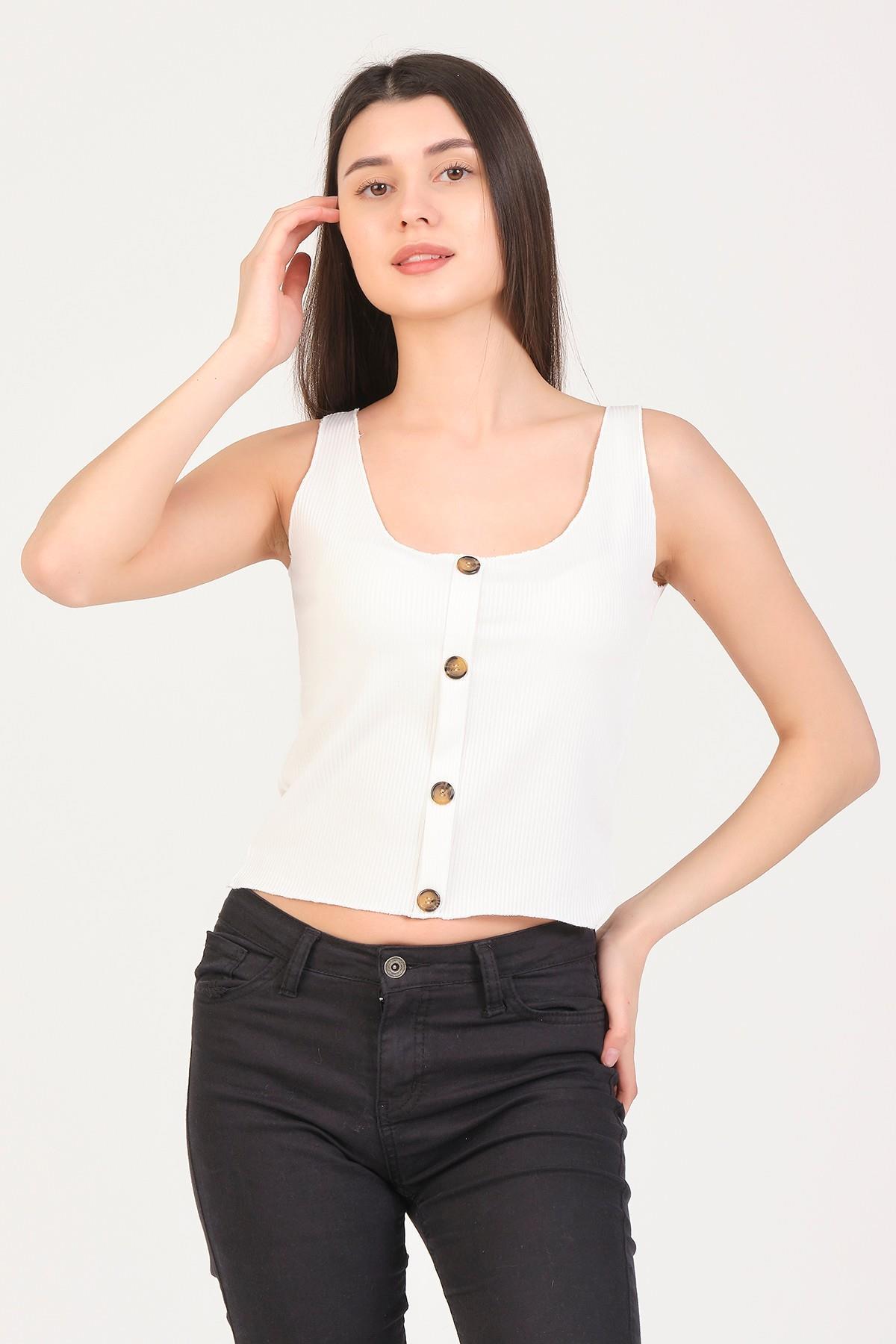 As Collection Beyaz Düğmeli Kolsuz Kadın T-Shirt